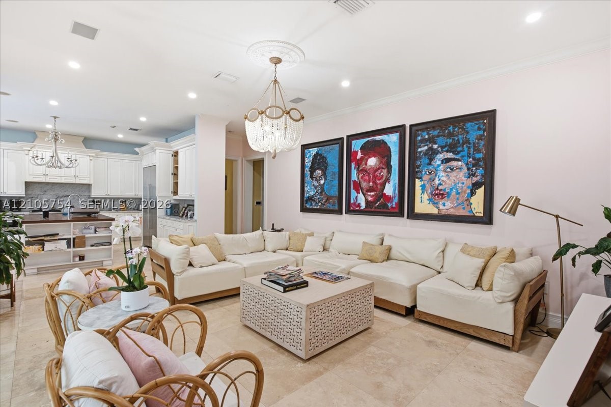 6011 SW 82nd St South Miami, FL 33143