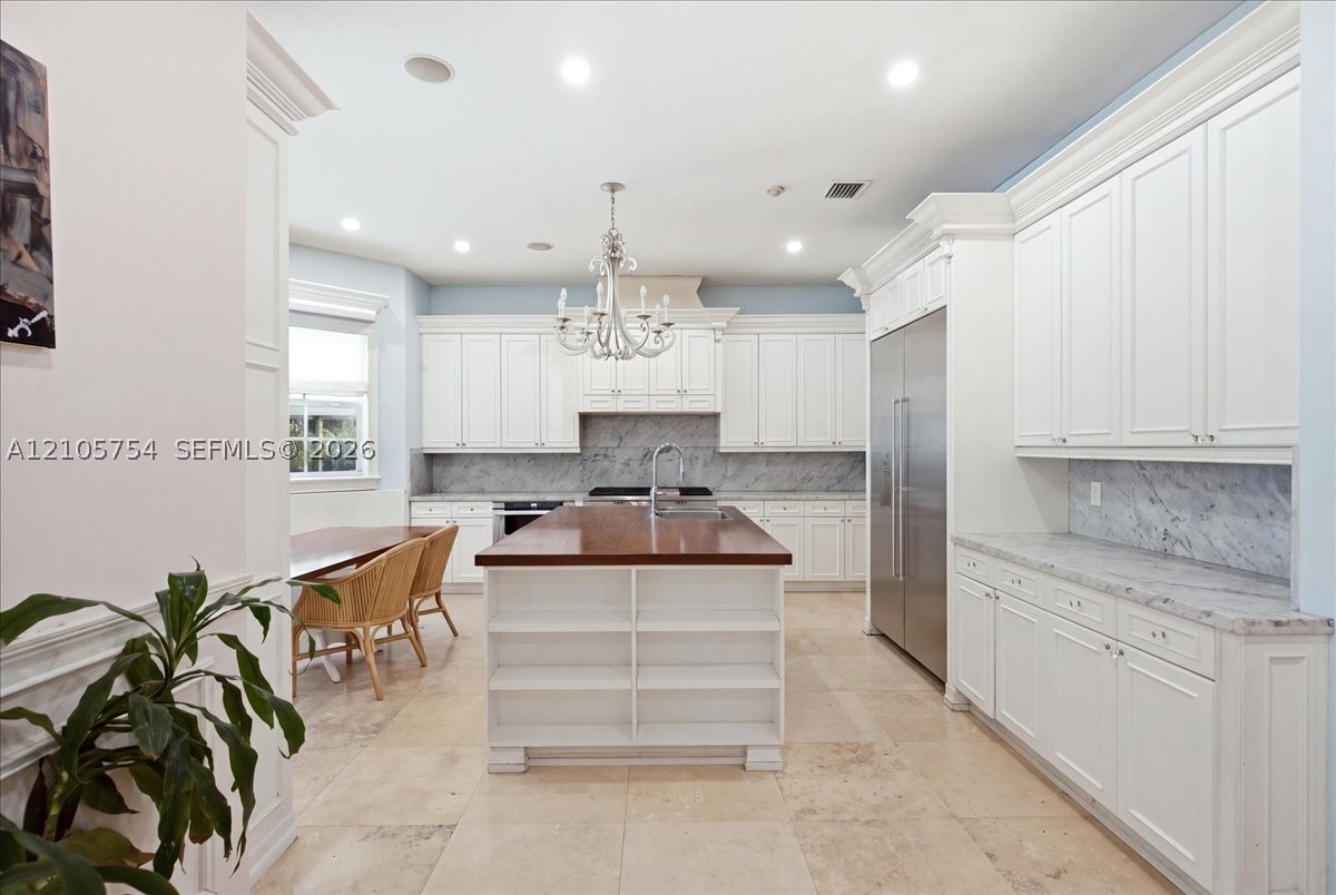 6011 SW 82nd St South Miami, FL 33143