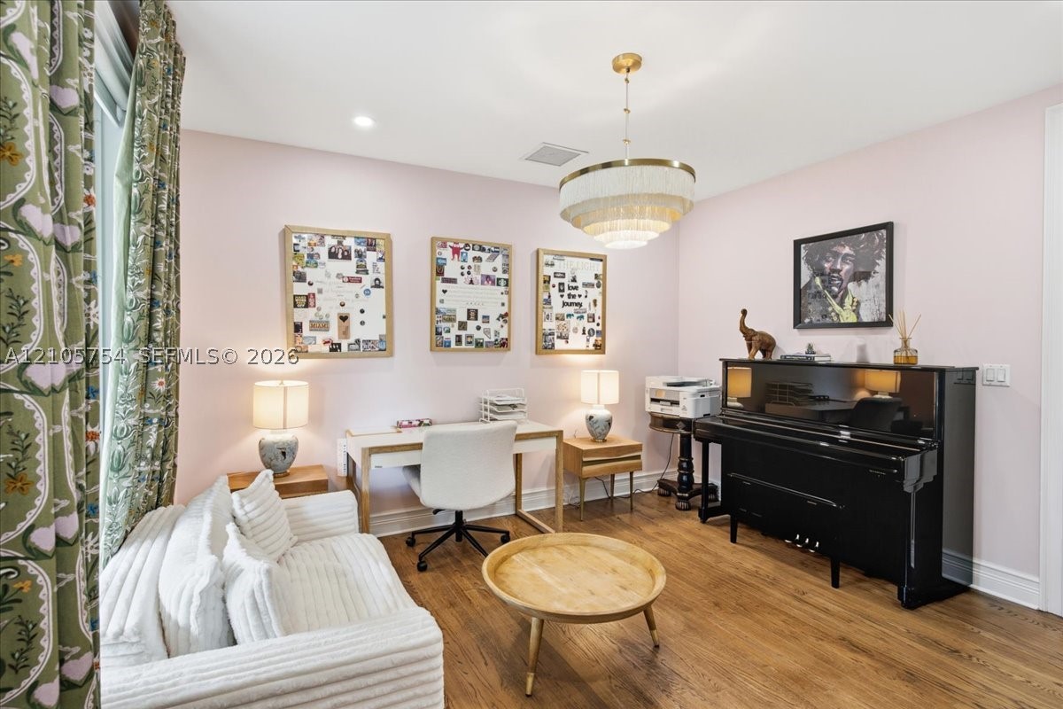6011 SW 82nd St South Miami, FL 33143