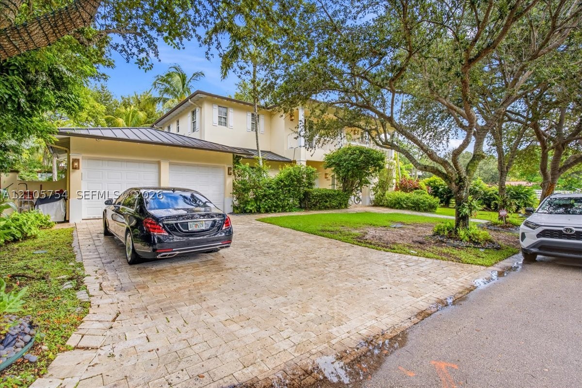 6011 SW 82nd St South Miami, FL 33143