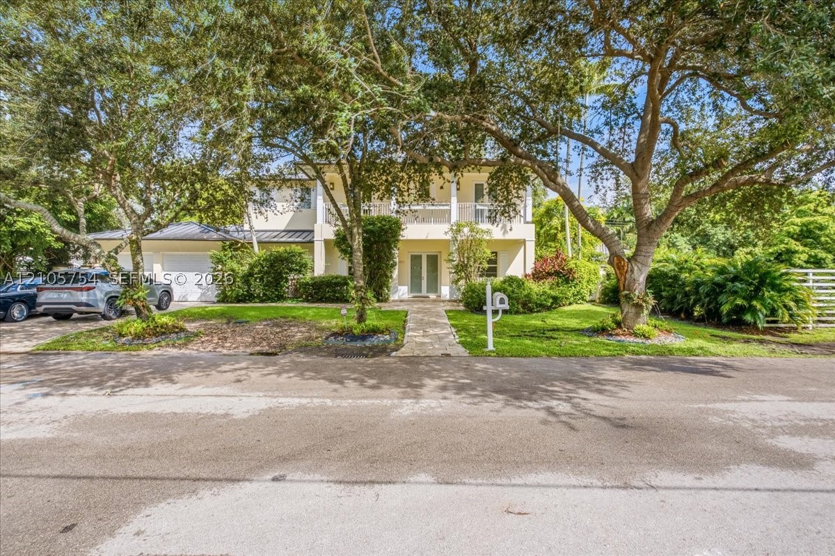6011 SW 82nd St South Miami, FL 33143