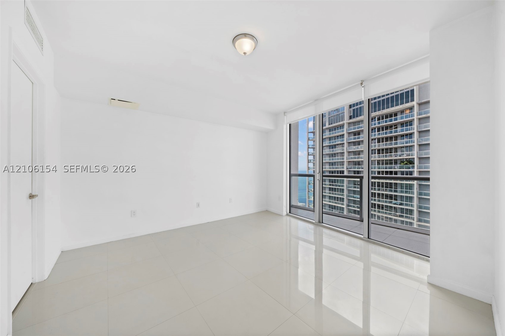 image Icon Brickell I12