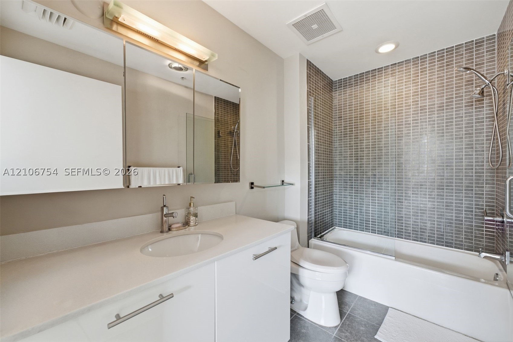3470 E Coast Ave #H0909 Miami, FL 33137
