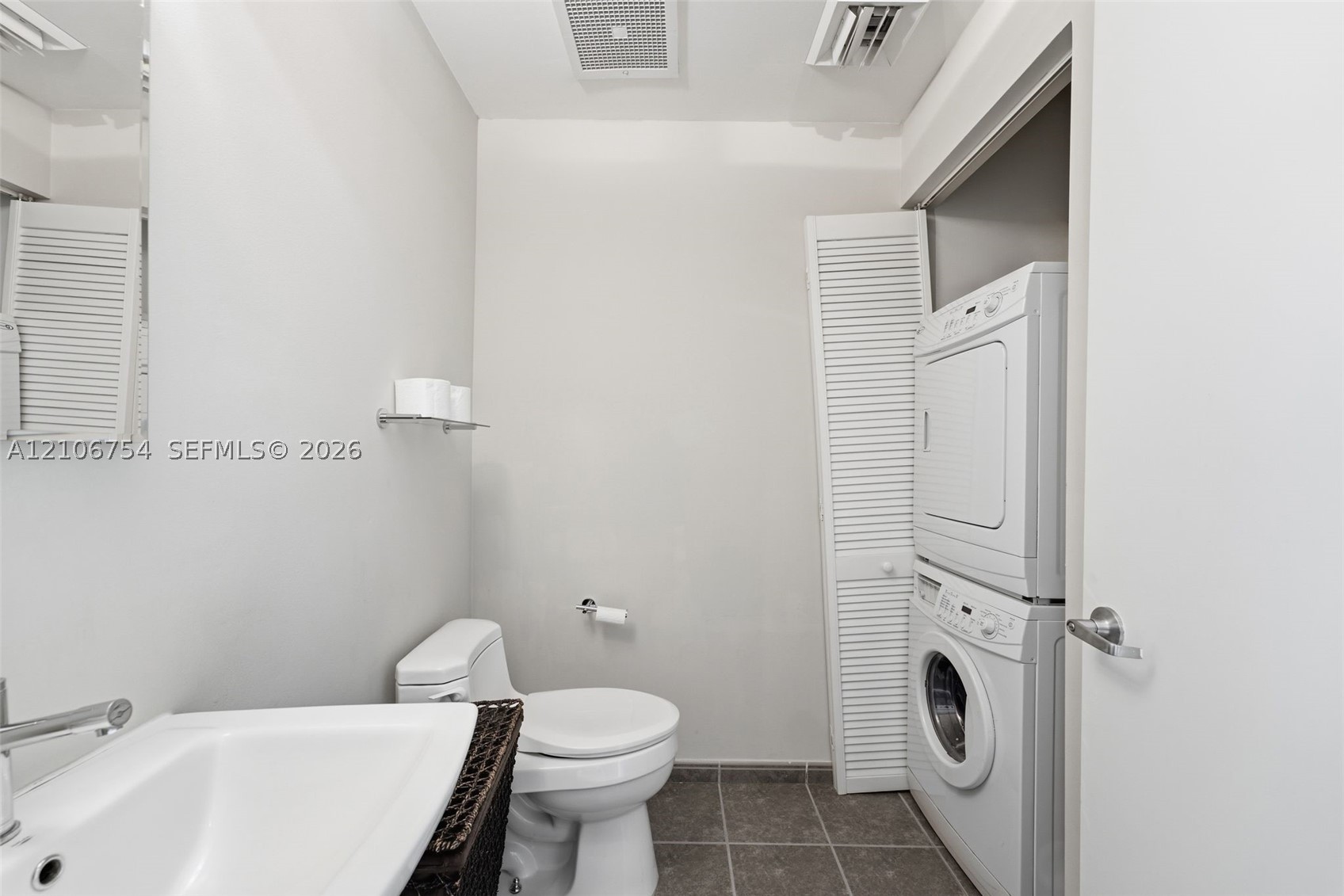 3470 E Coast Ave #H0909 Miami, FL 33137