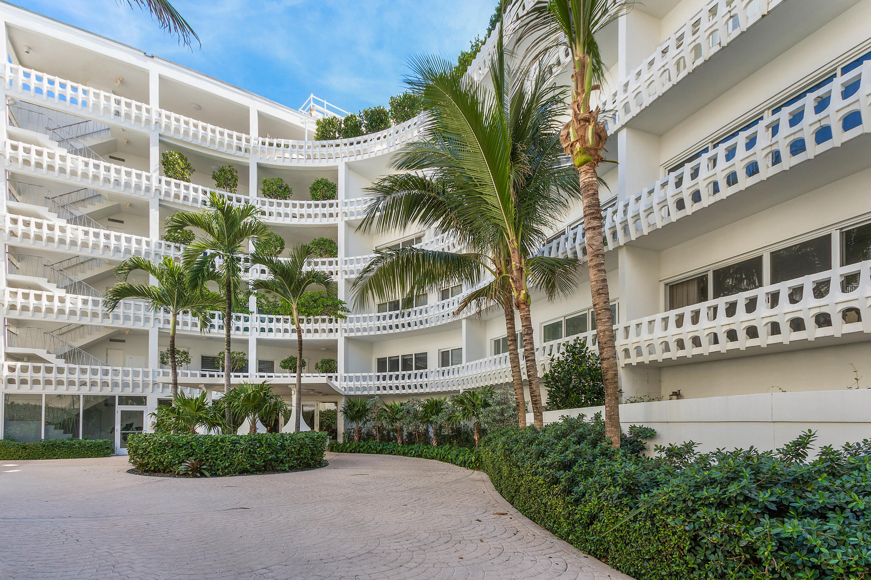 300 S Ocean #5g Palm Beach, FL 33480