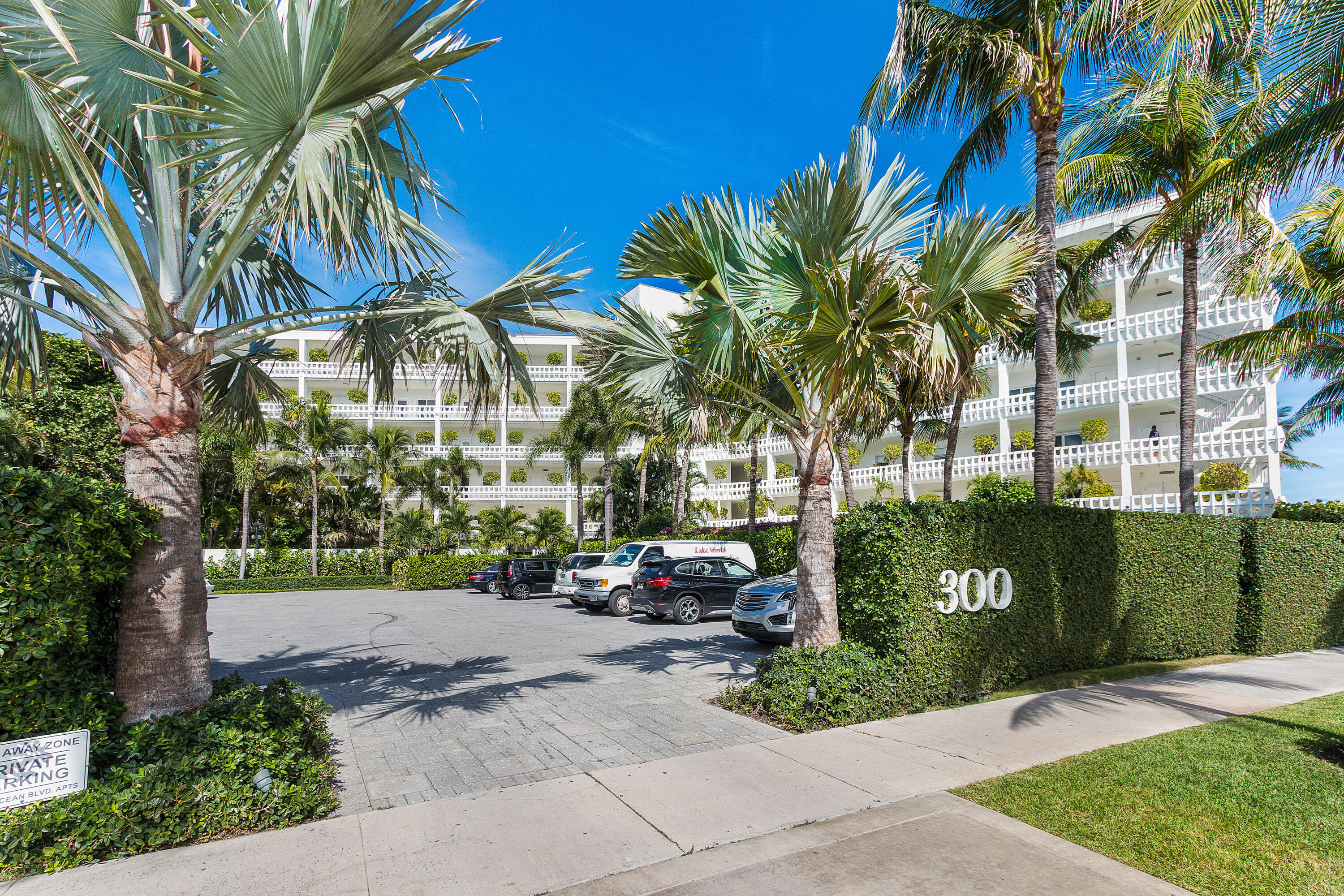 300 S Ocean #5g Palm Beach, FL 33480