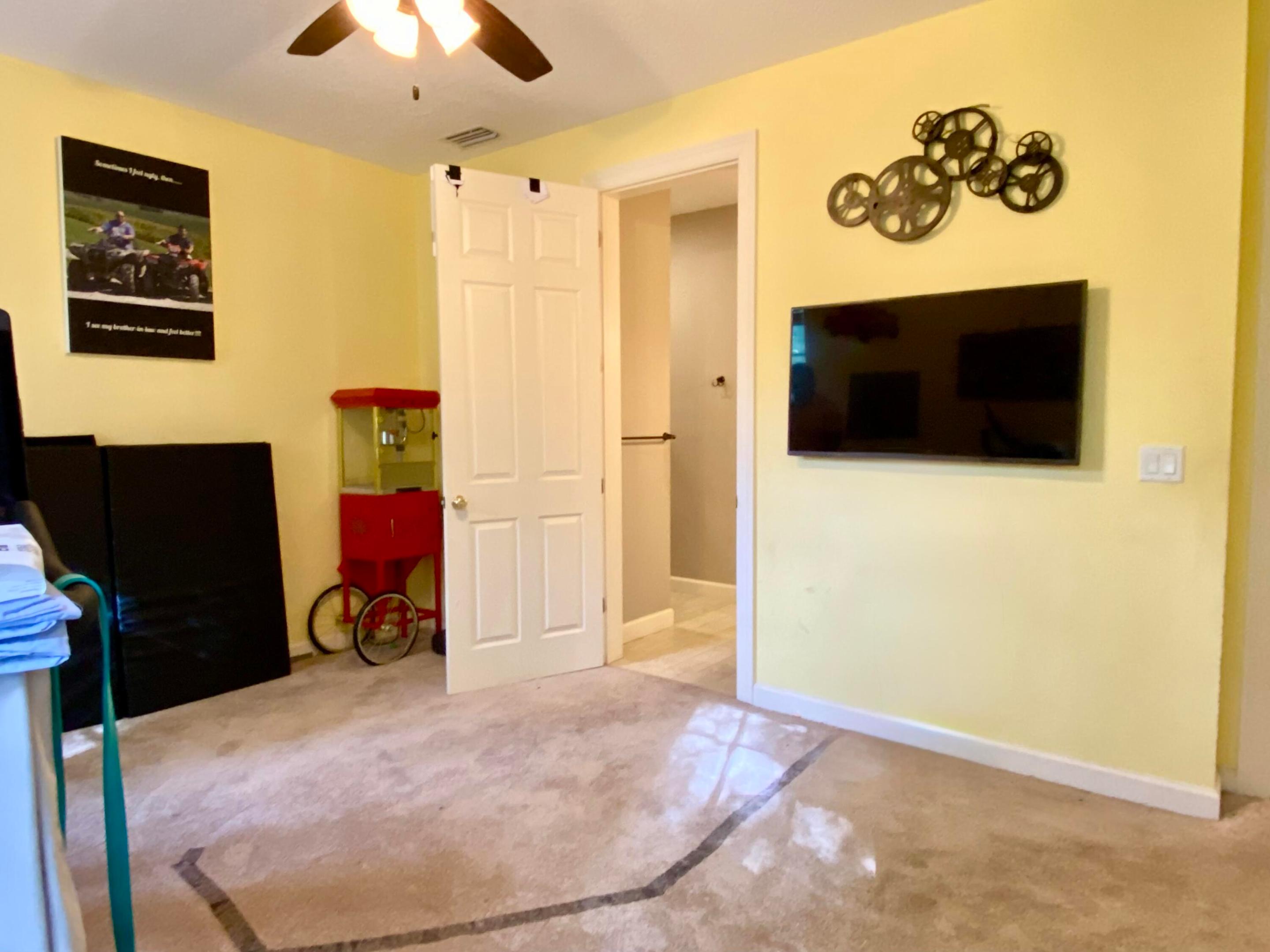 18122 Burr Oak Jupiter, FL 33478