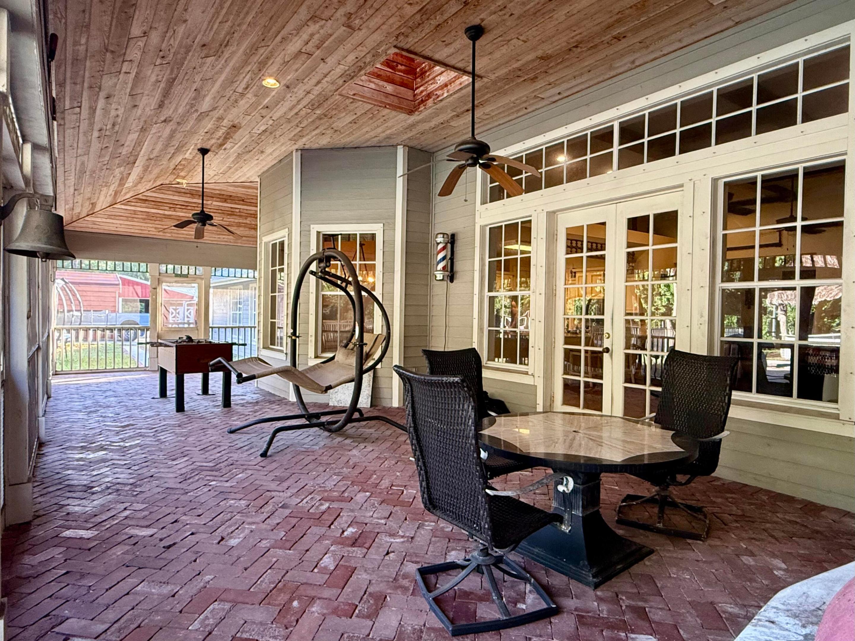 18122 Burr Oak Jupiter, FL 33478