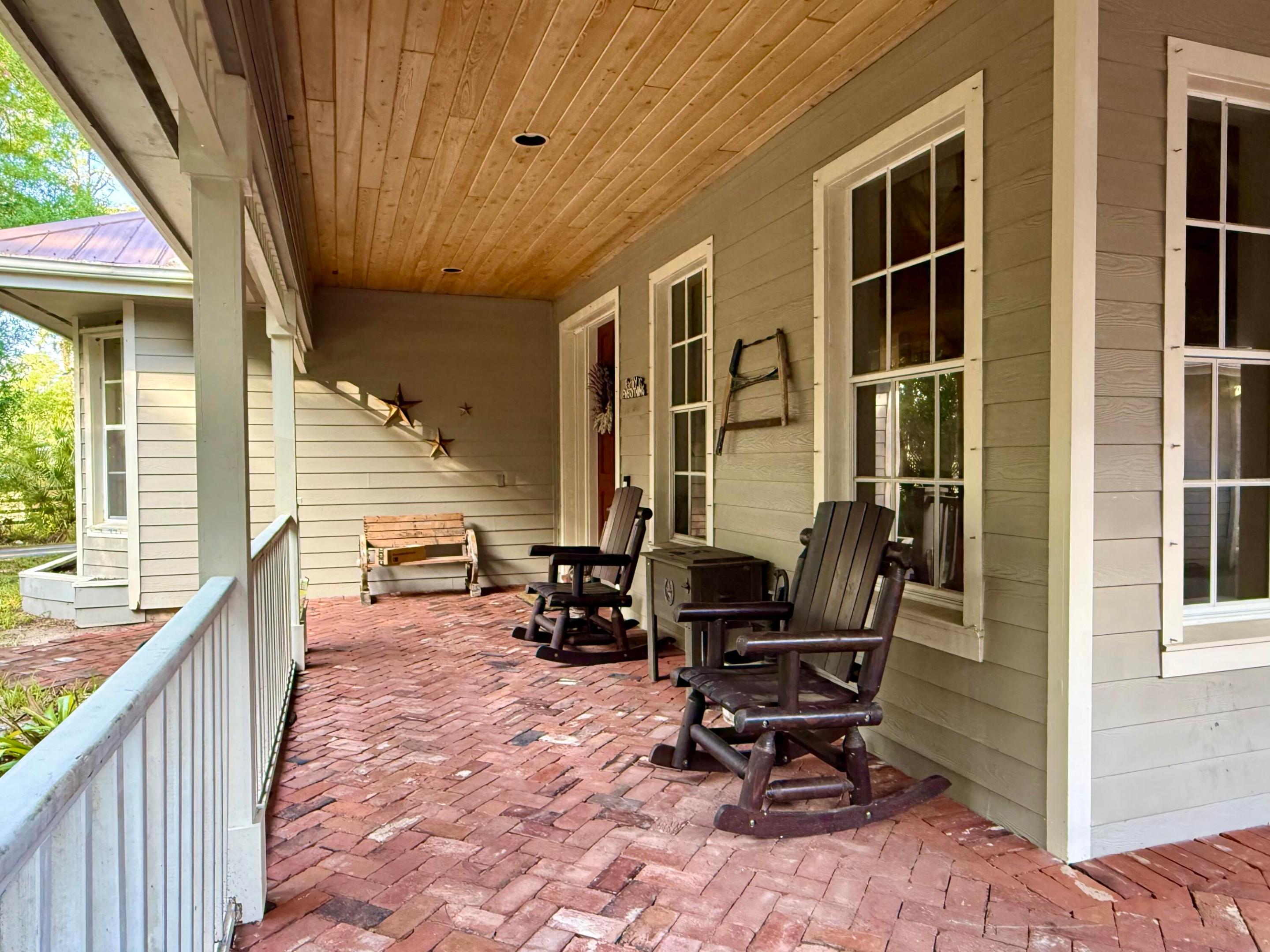 18122 Burr Oak Jupiter, FL 33478