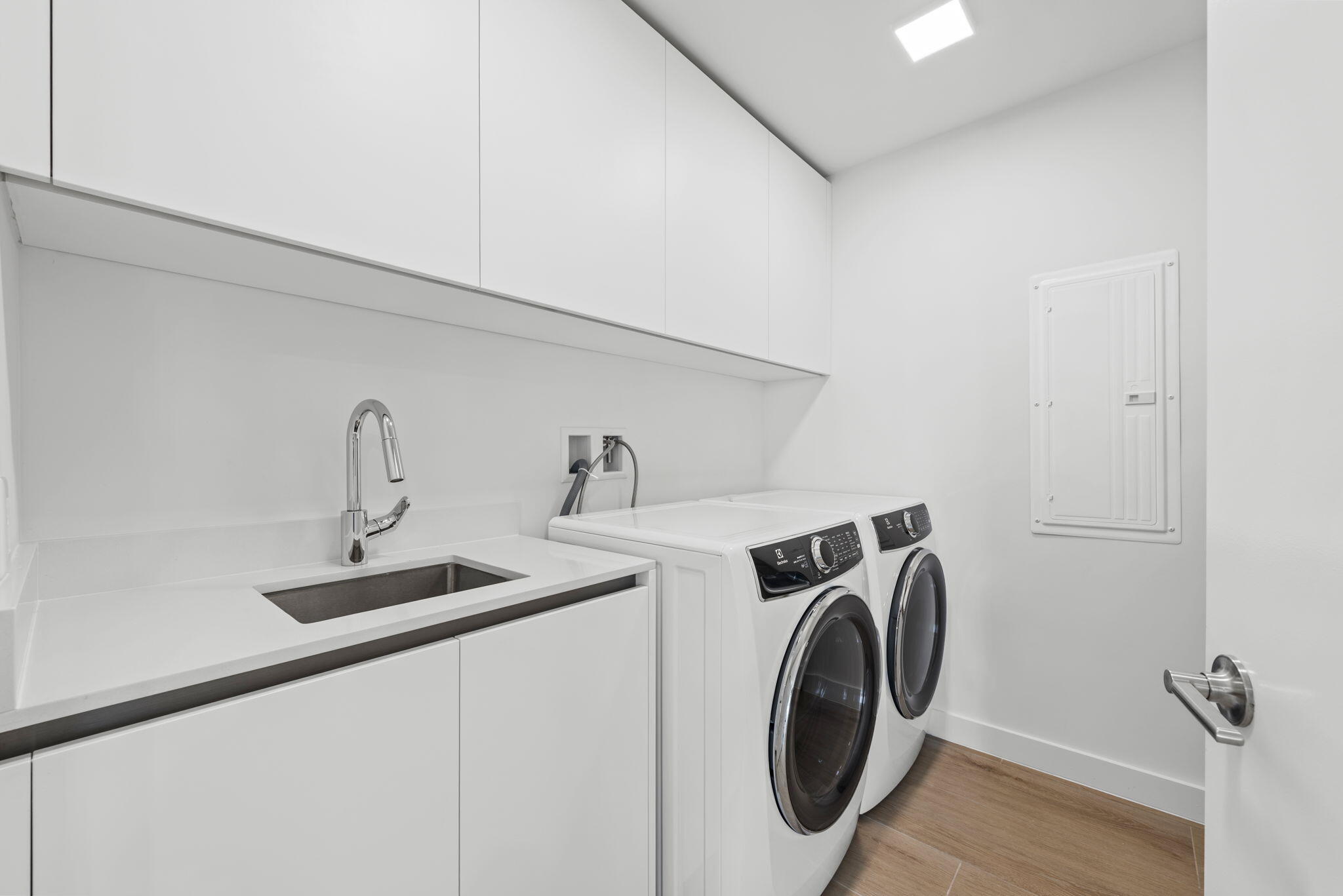 900 N Ocean #1501 Pompano Beach, FL 33062