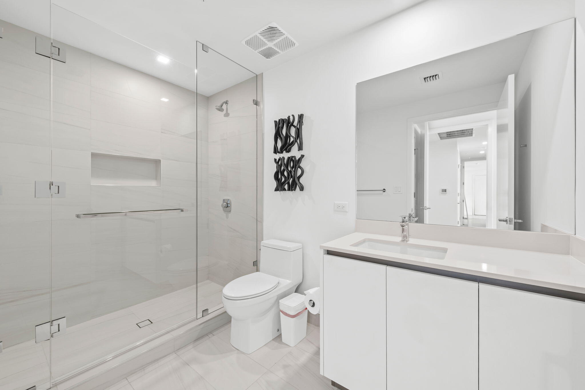 900 N Ocean #1501 Pompano Beach, FL 33062