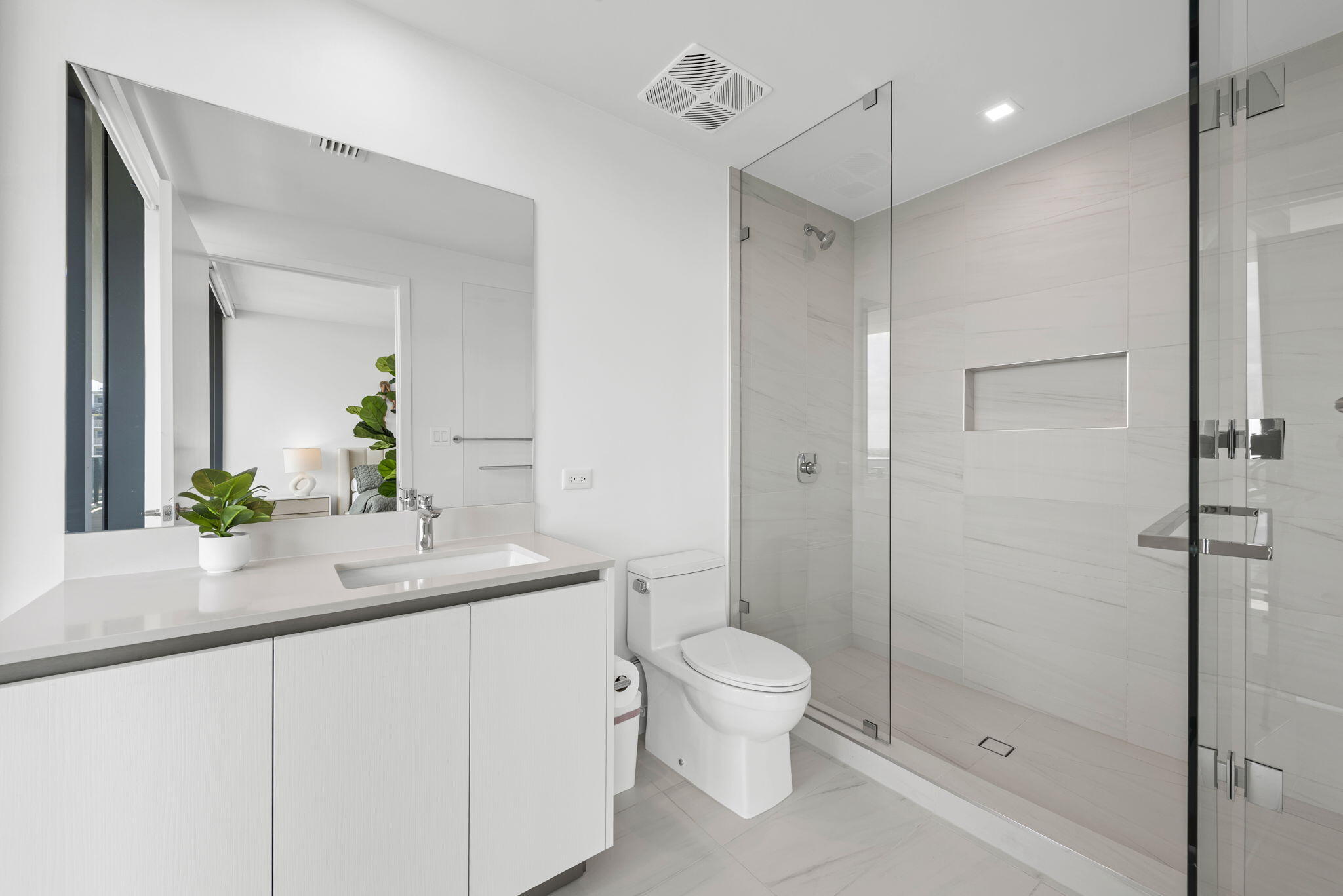 900 N Ocean #1501 Pompano Beach, FL 33062