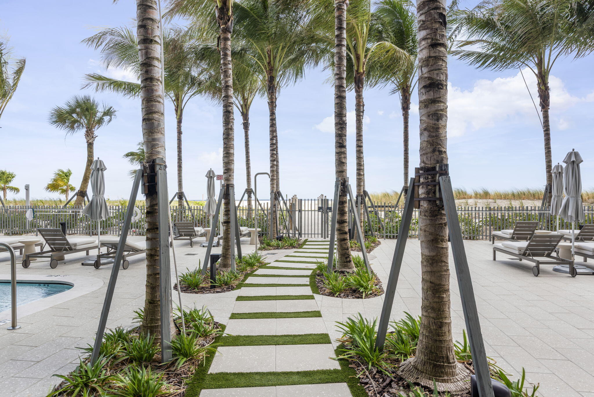 900 N Ocean #1501 Pompano Beach, FL 33062