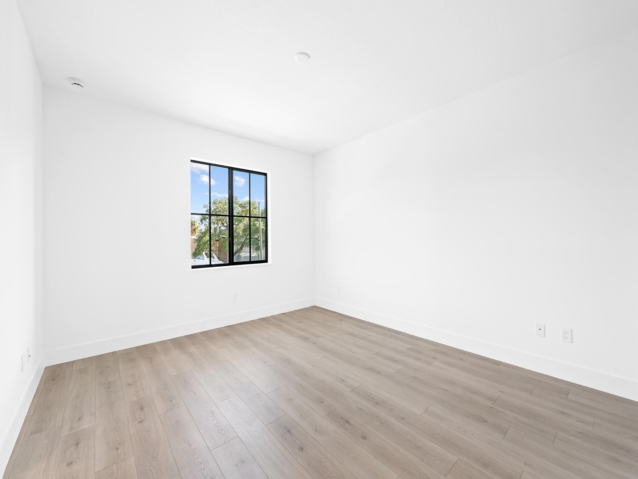 1429 SW 23rd Fort Lauderdale, FL 33315