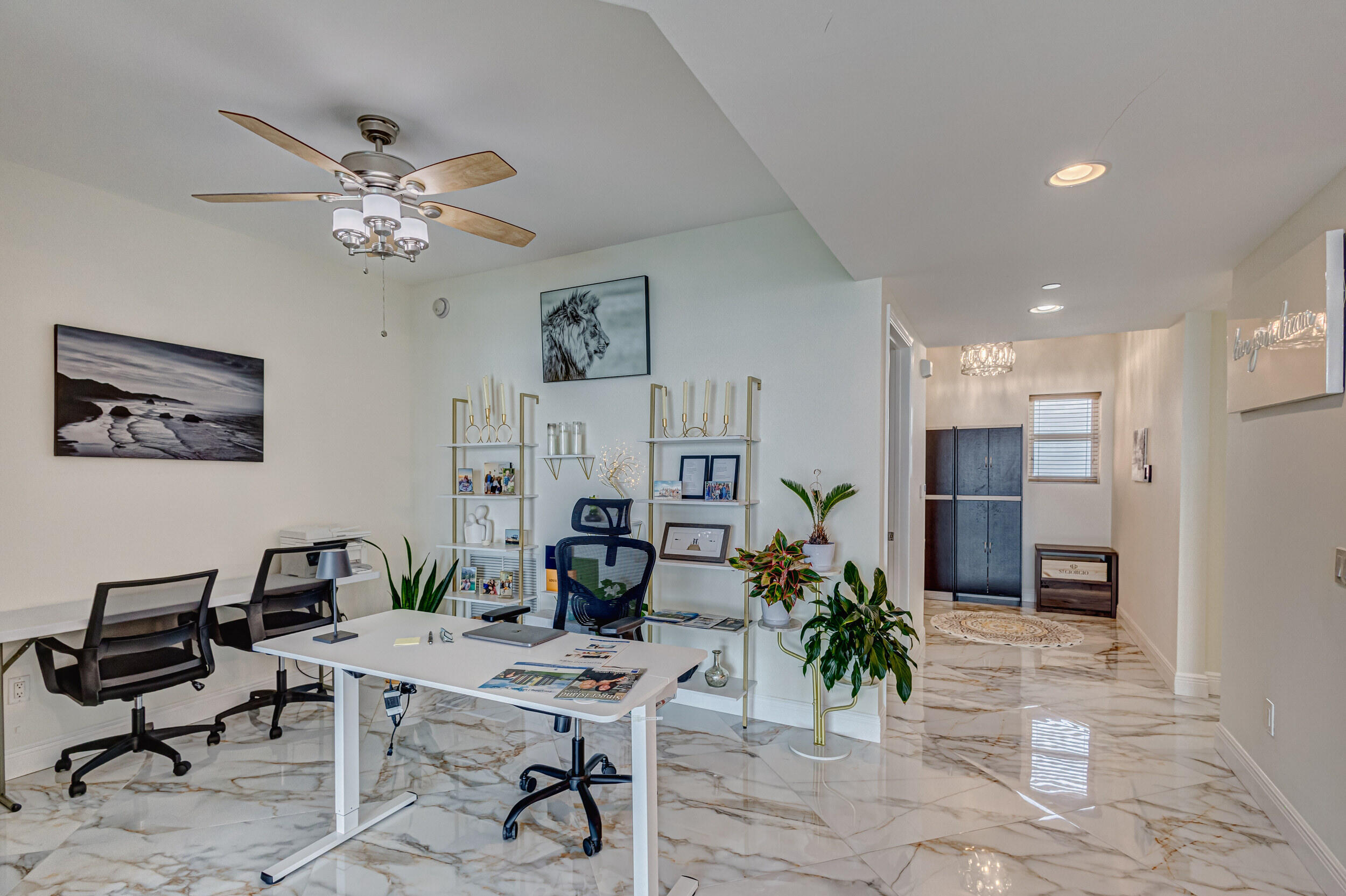 2640 Lake Shr #2014 Riviera Beach, FL 33404