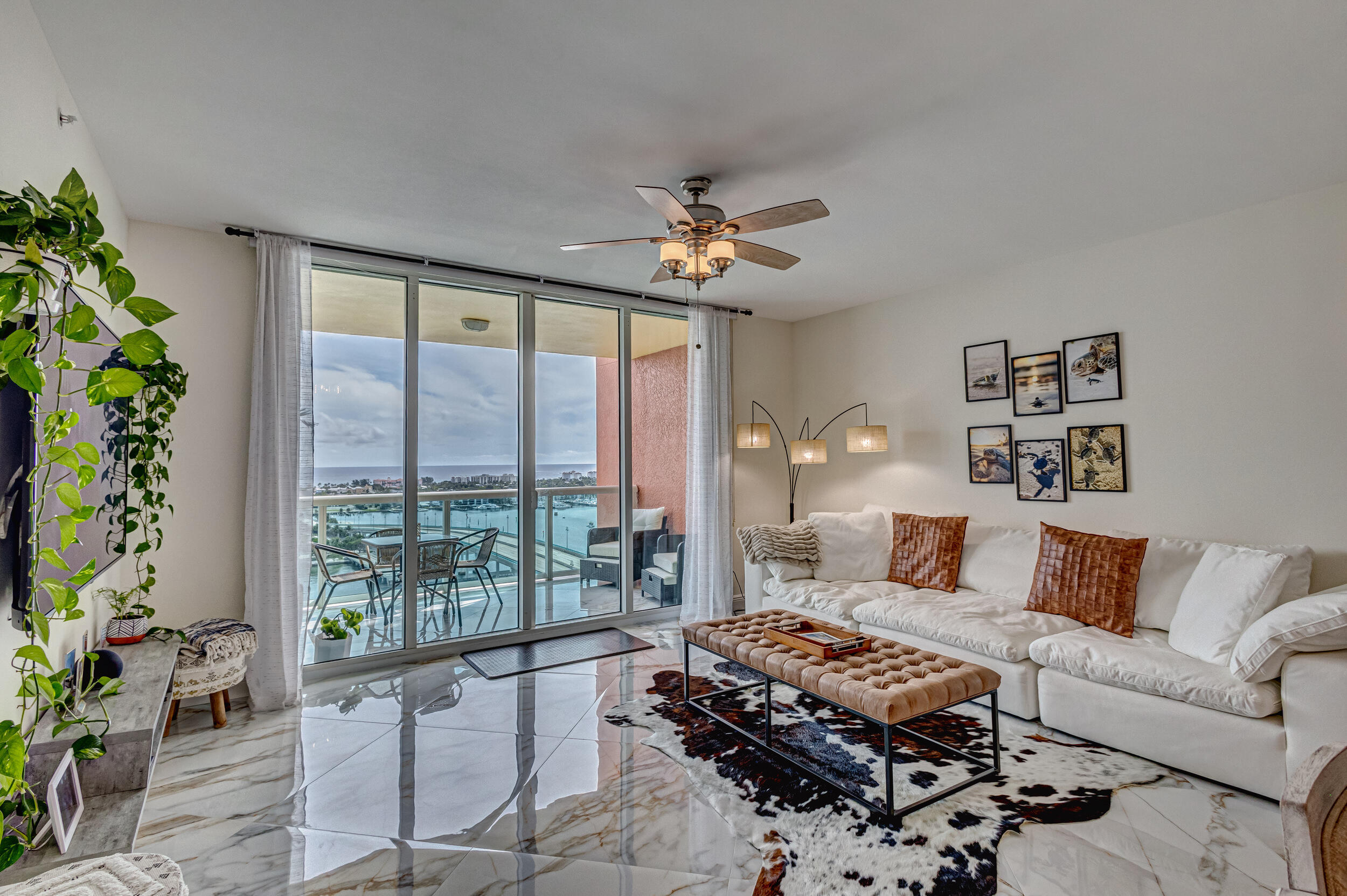 2640 Lake Shr #2014 Riviera Beach, FL 33404