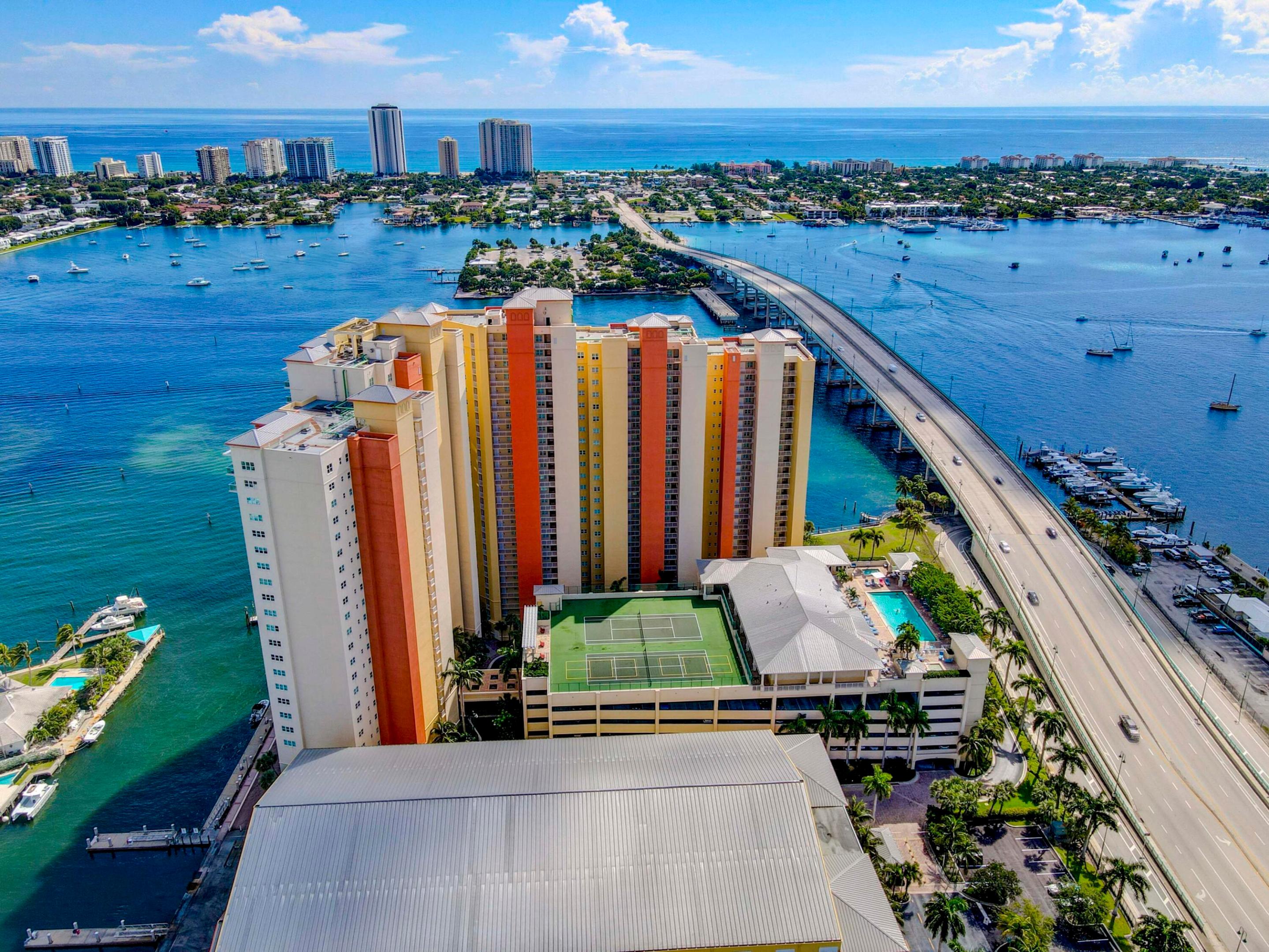 2640 Lake Shr #2014 Riviera Beach, FL 33404
