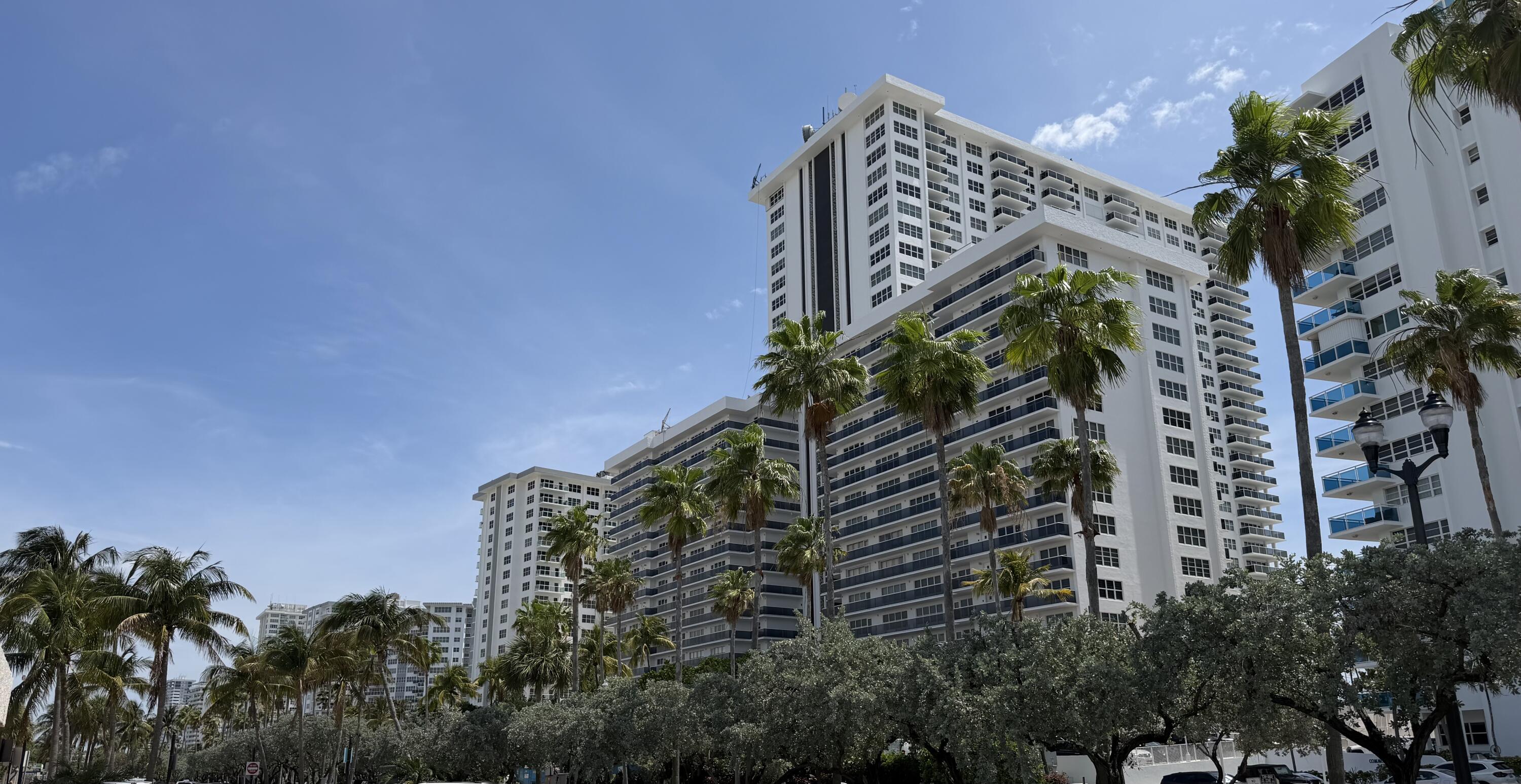 3500 Galt Ocean #111 Fort Lauderdale, FL 33308