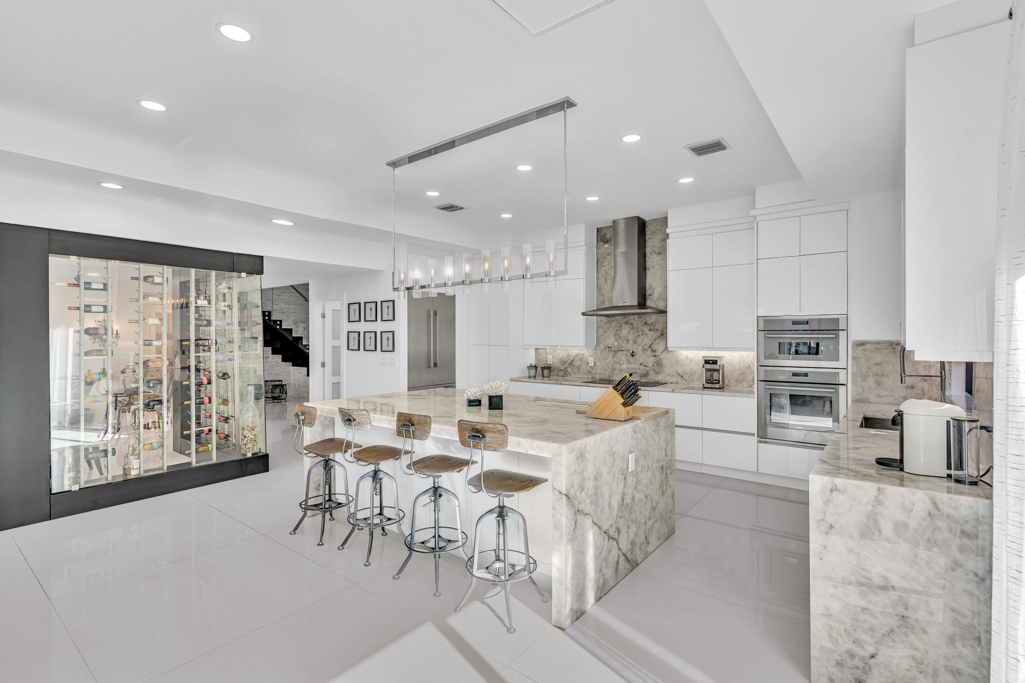 2888 NE 33rd Lighthouse Point, FL 33064