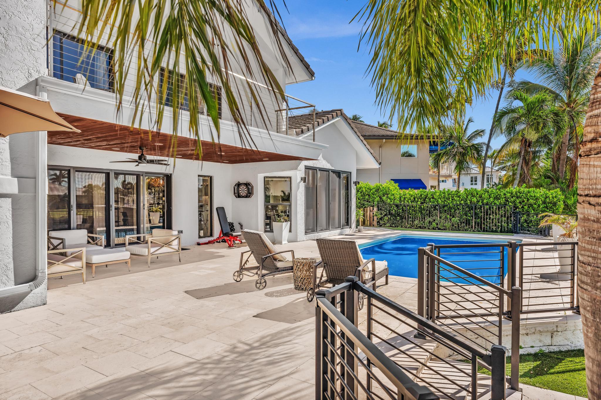 2888 NE 33rd Lighthouse Point, FL 33064