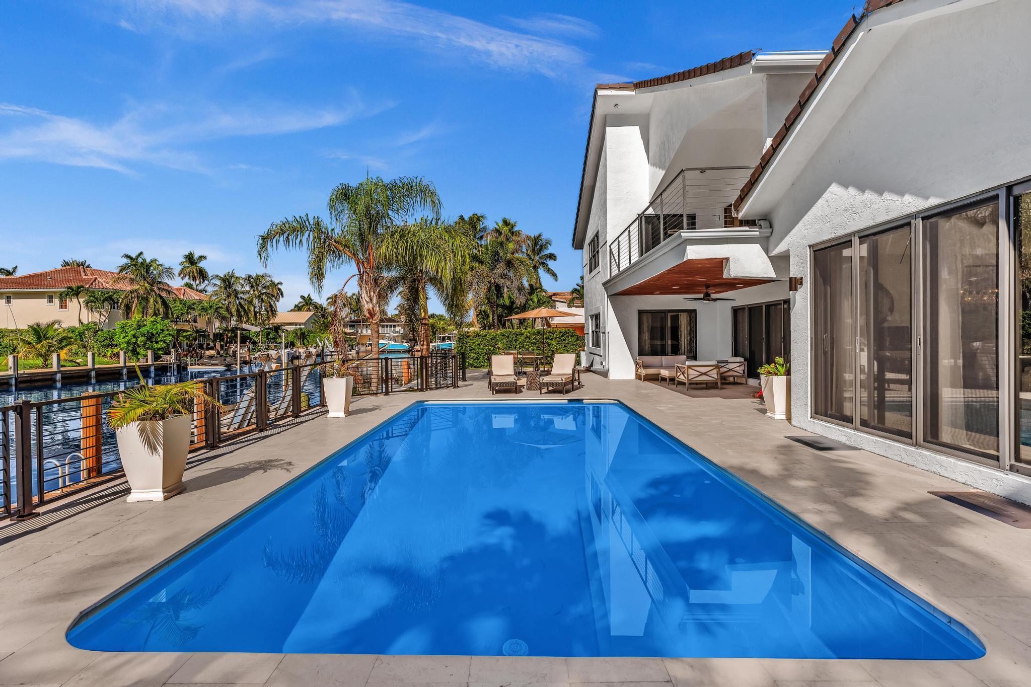 2888 NE 33rd Lighthouse Point, FL 33064