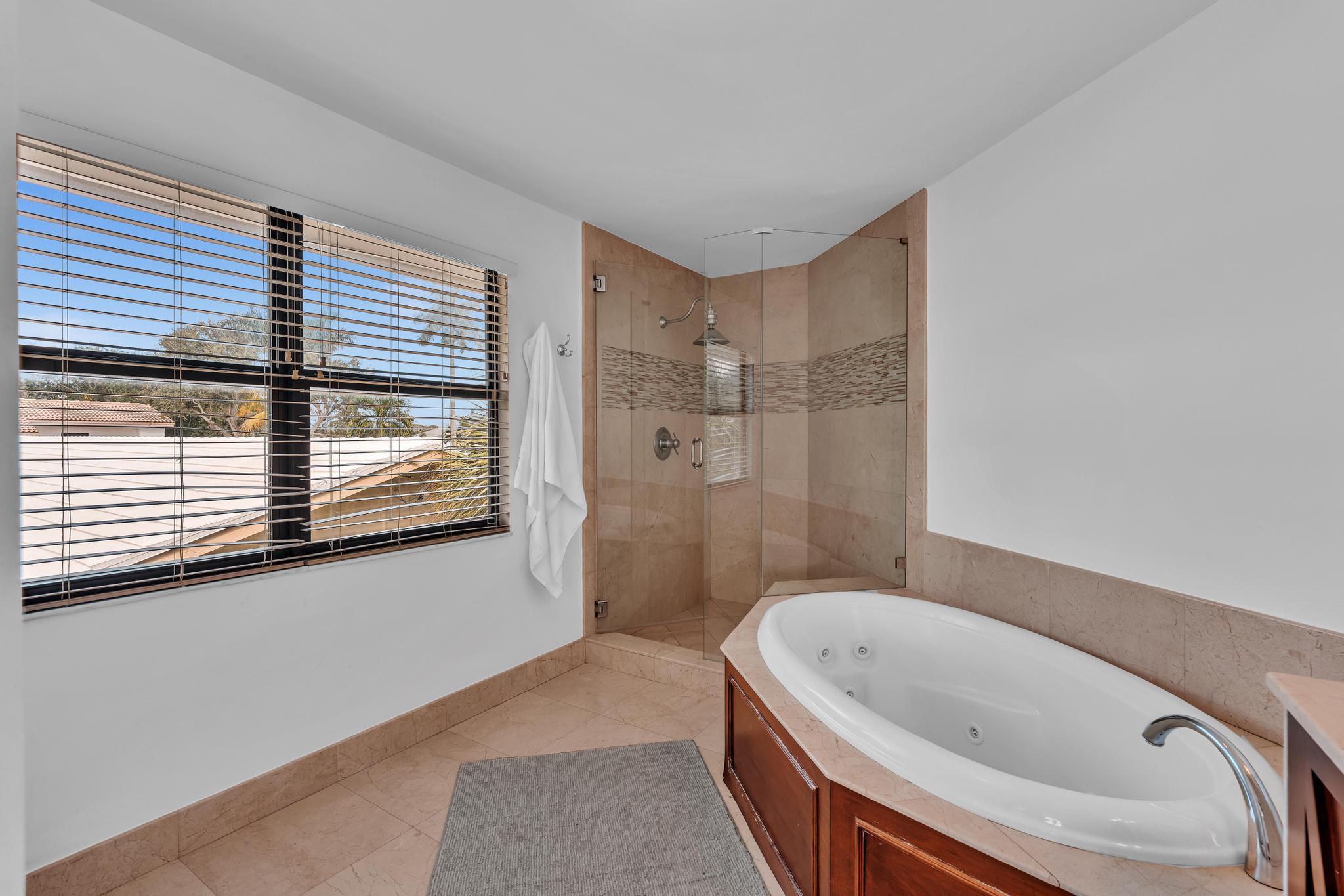 2888 NE 33rd Lighthouse Point, FL 33064