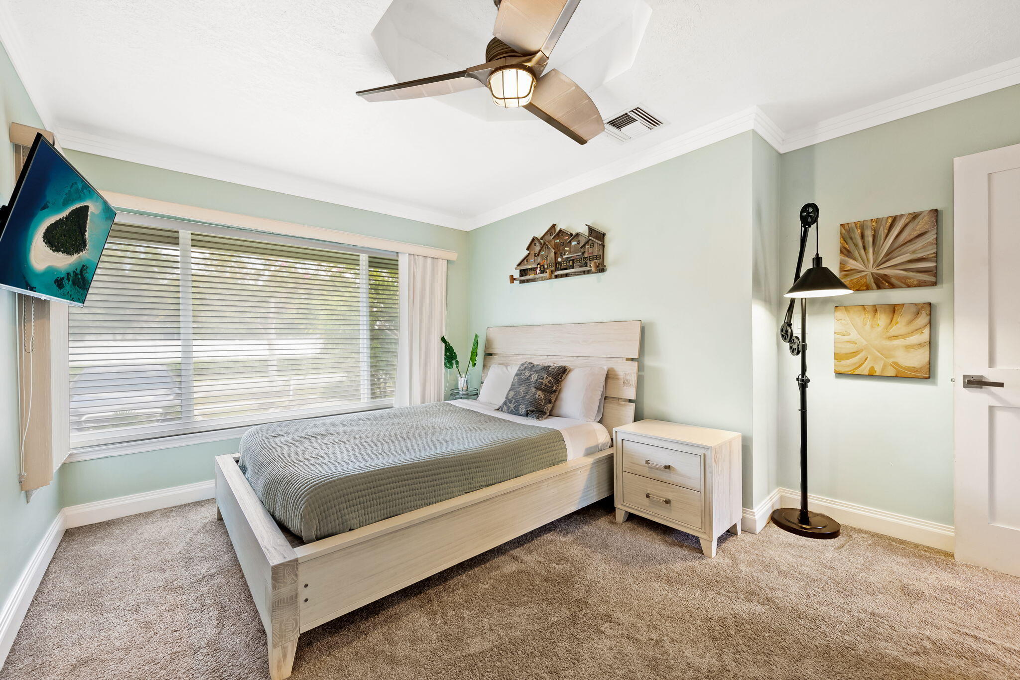 2417 SE 19th Fort Lauderdale, FL 33316