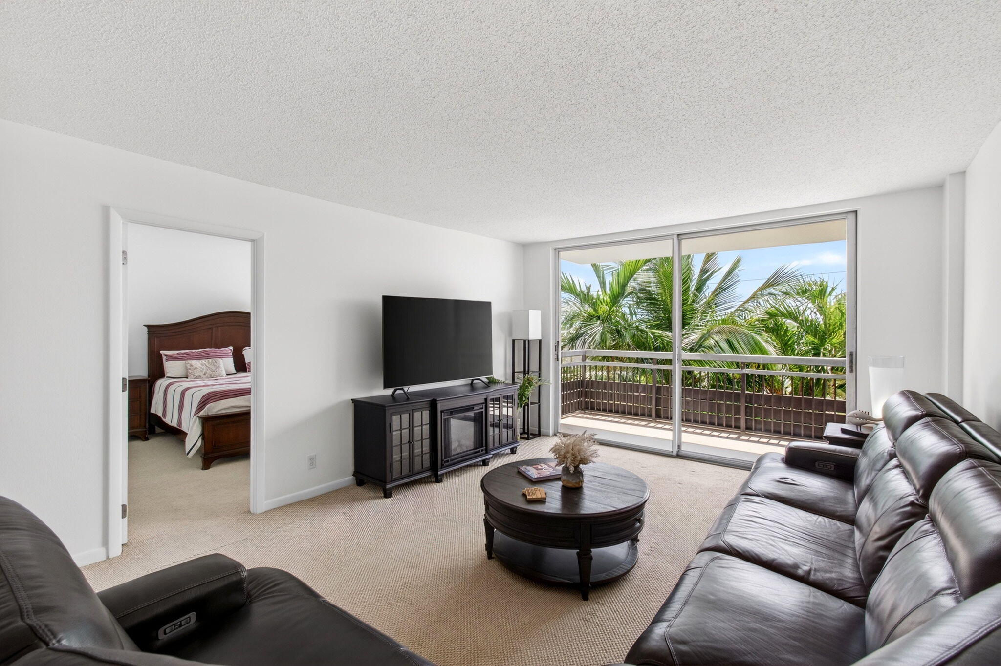 555 NW 4th #4230