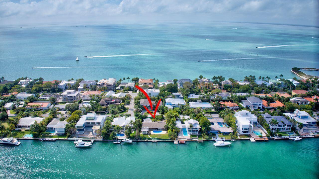 631 N Mashta Key Biscayne, FL 33149