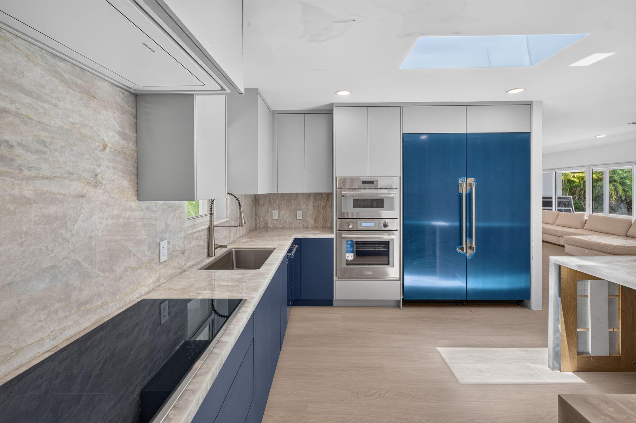 631 N Mashta Key Biscayne, FL 33149