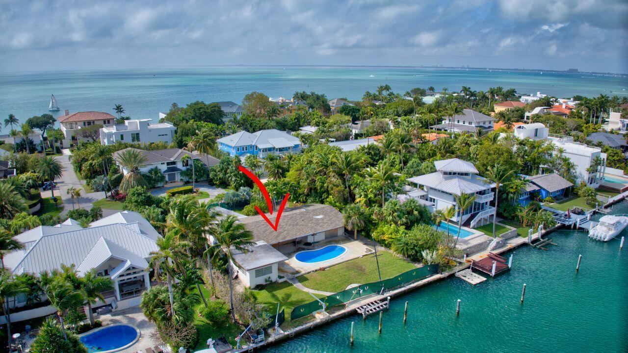 631 N Mashta Key Biscayne, FL 33149