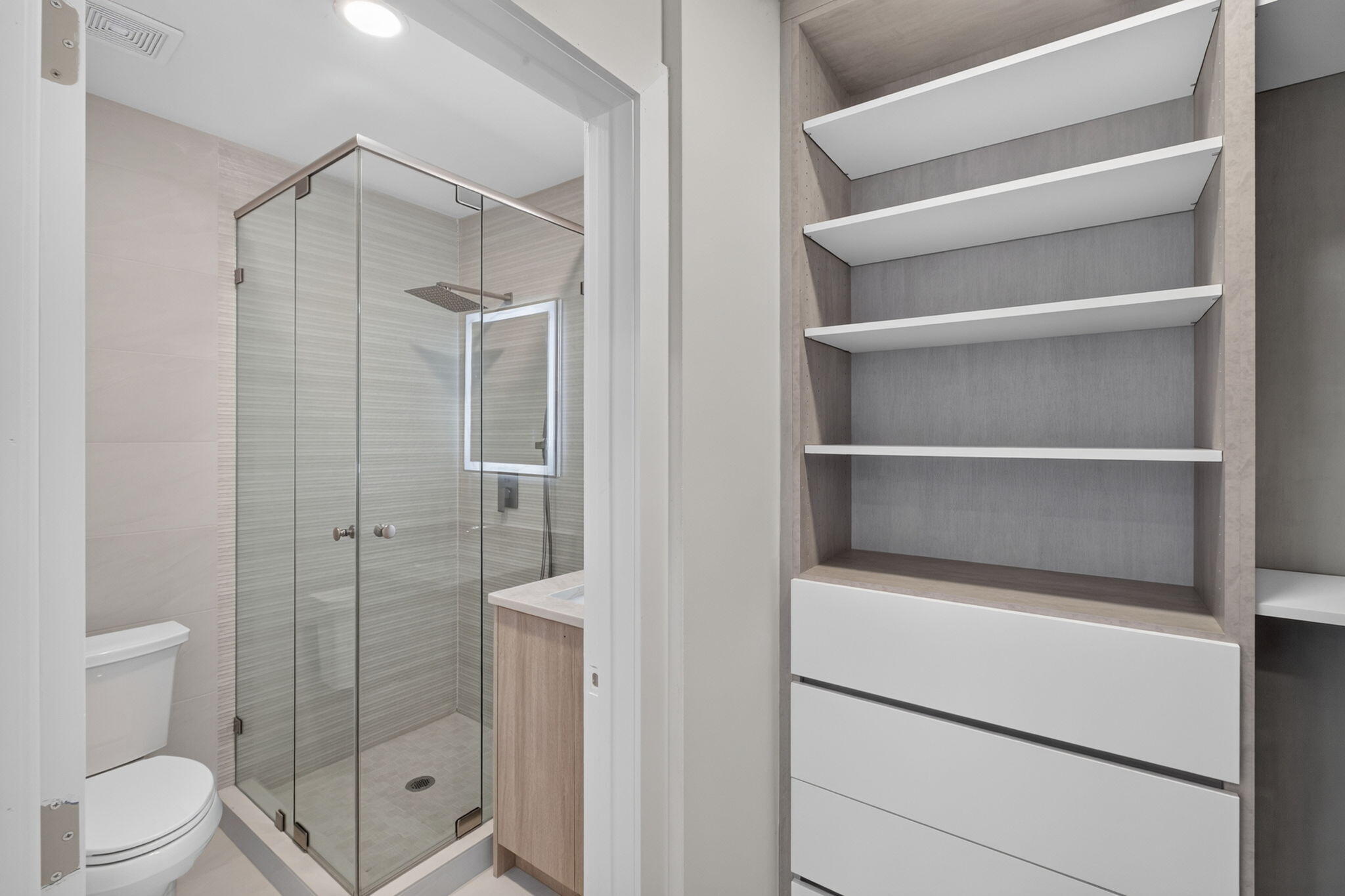 631 N Mashta Key Biscayne, FL 33149