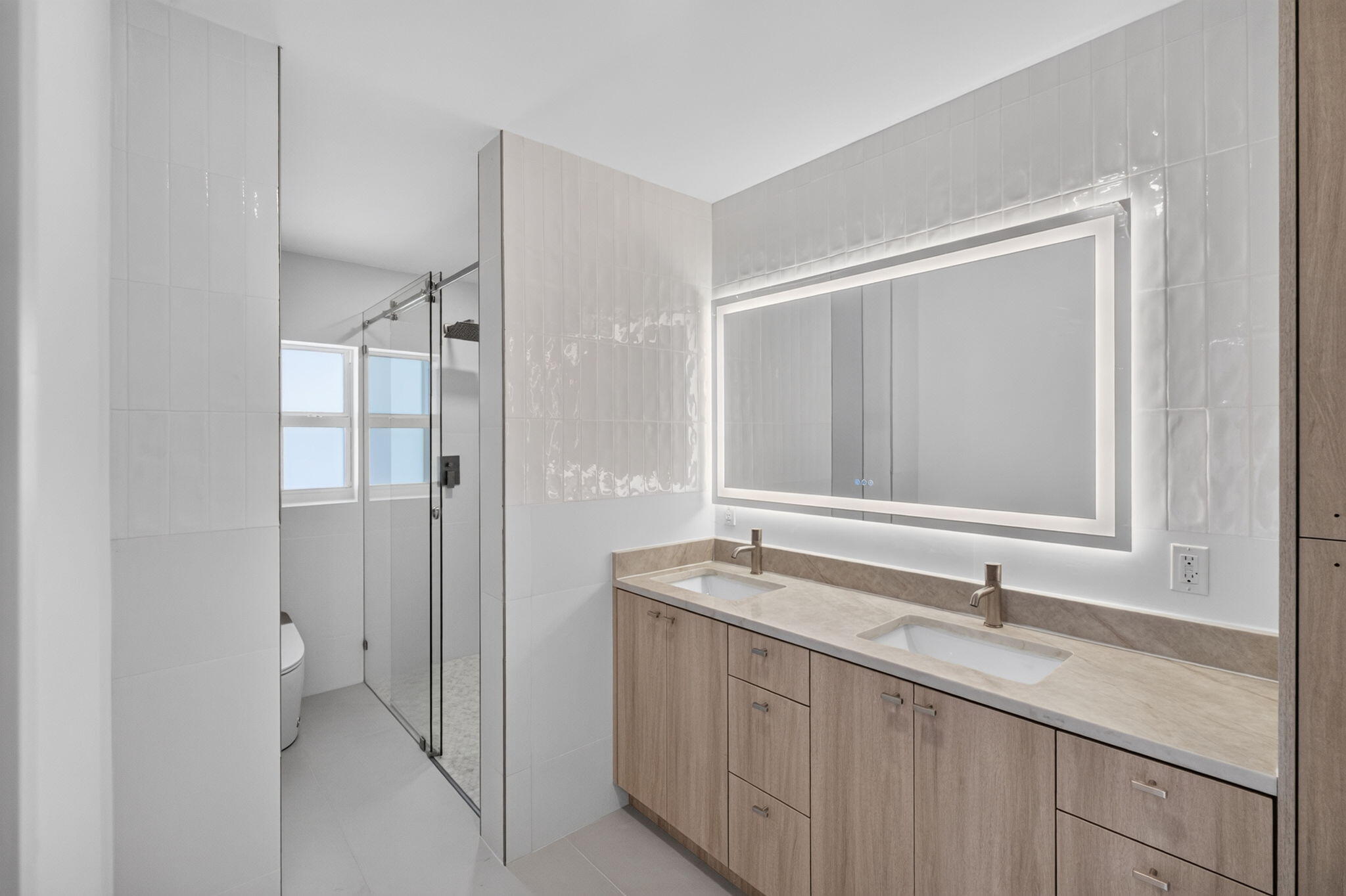631 N Mashta Key Biscayne, FL 33149