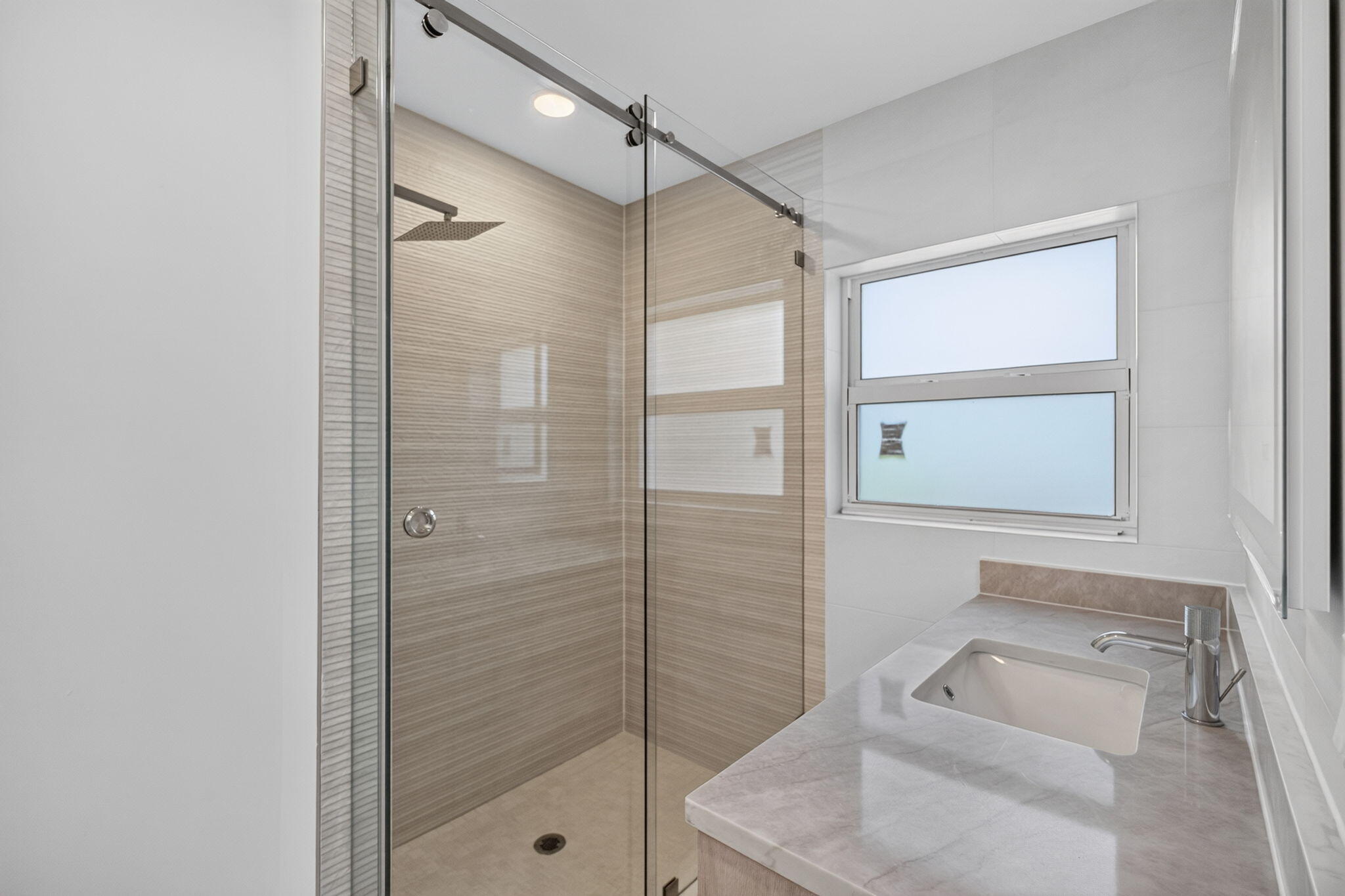 631 N Mashta Key Biscayne, FL 33149