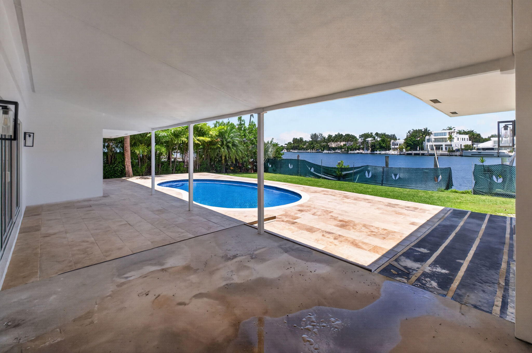 631 N Mashta Key Biscayne, FL 33149