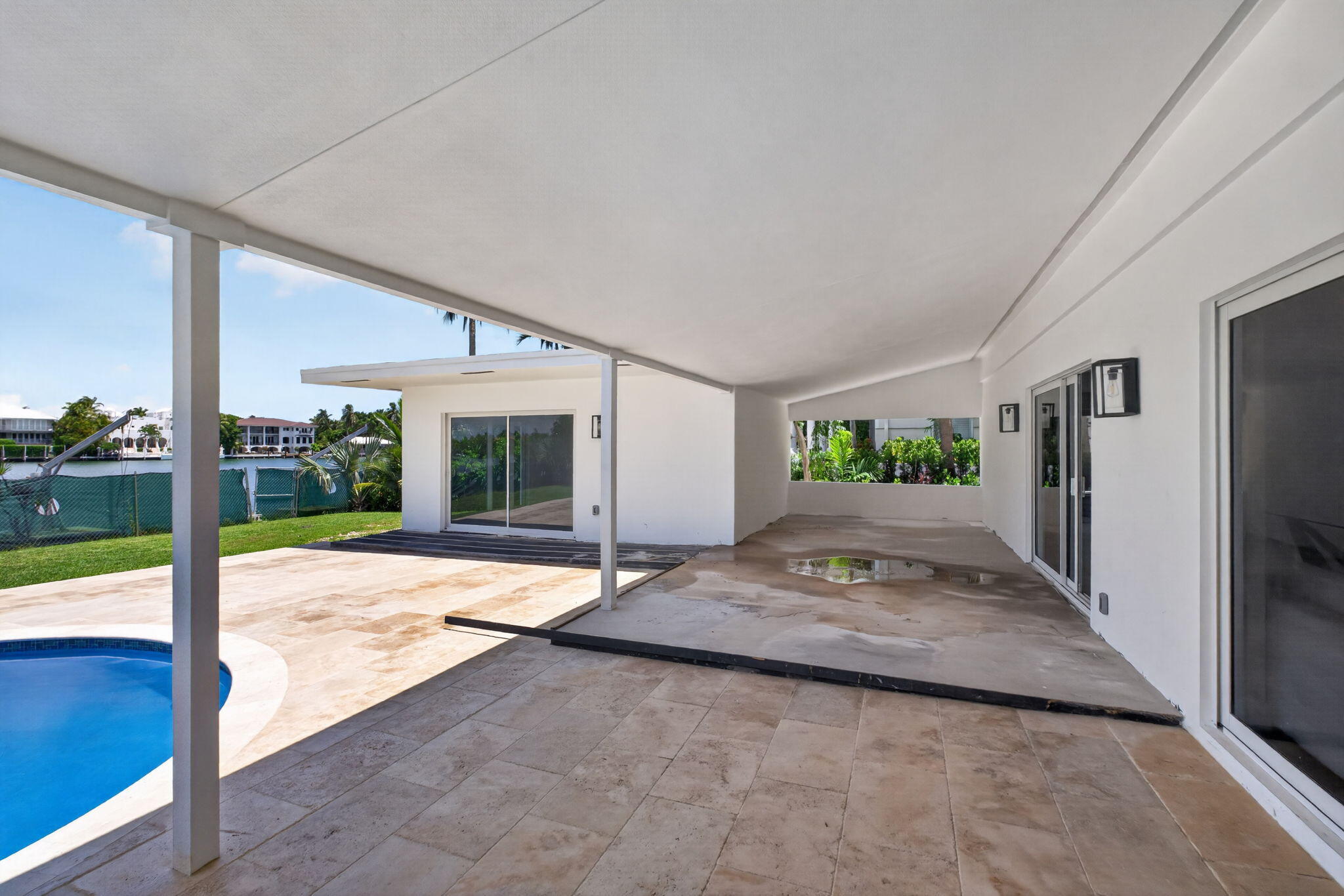 631 N Mashta Key Biscayne, FL 33149