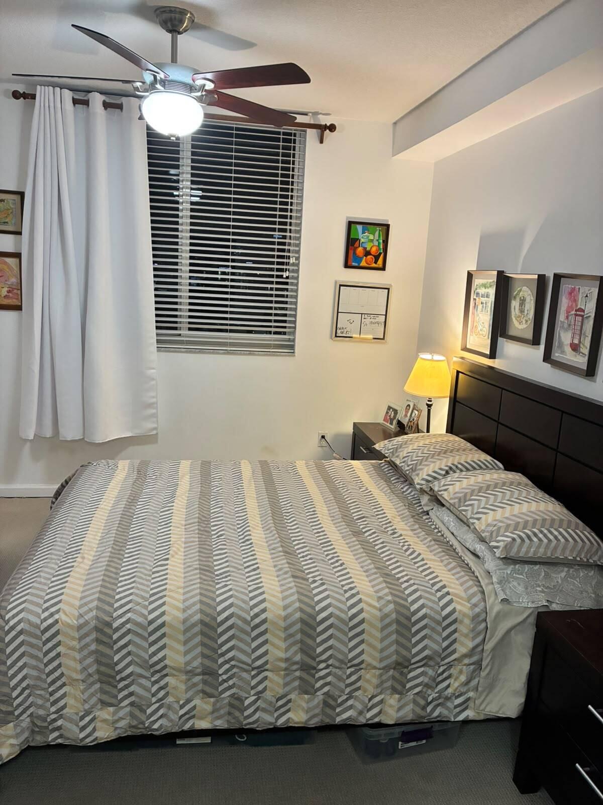 image The Venture at Aventura9