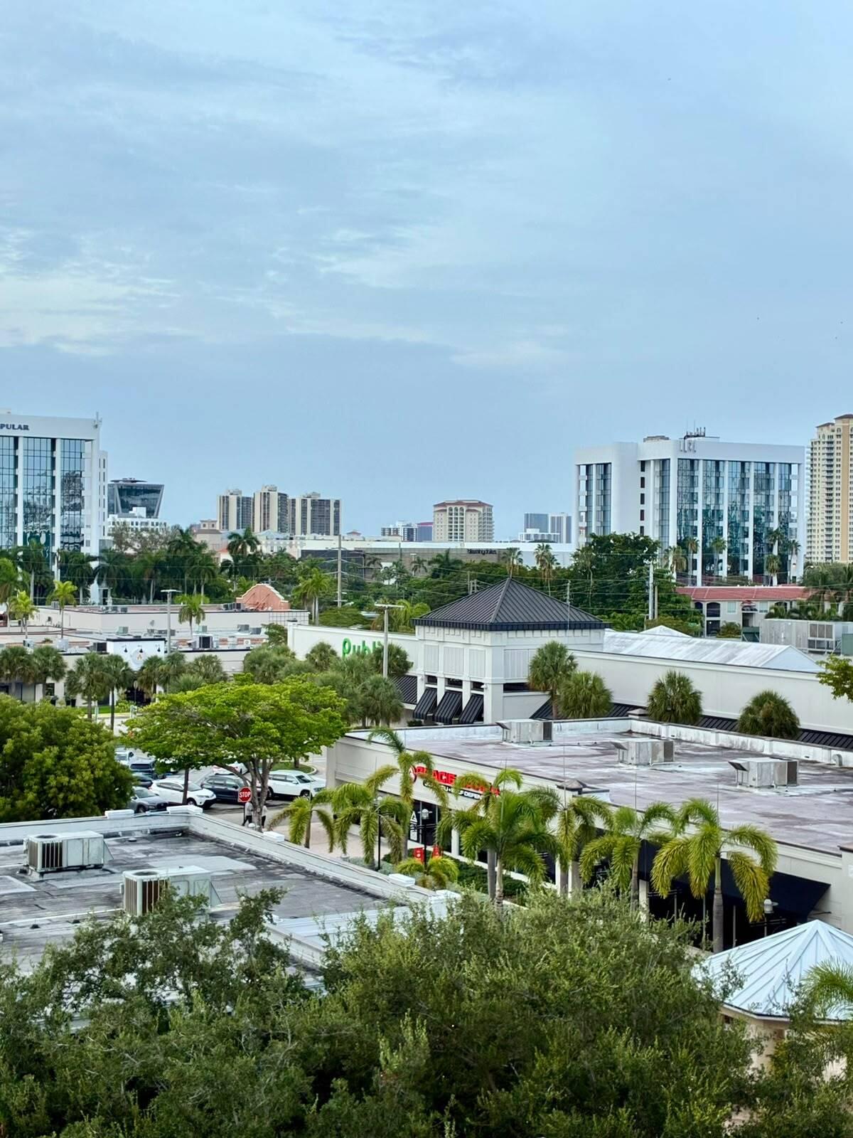 image The Venture at Aventura13