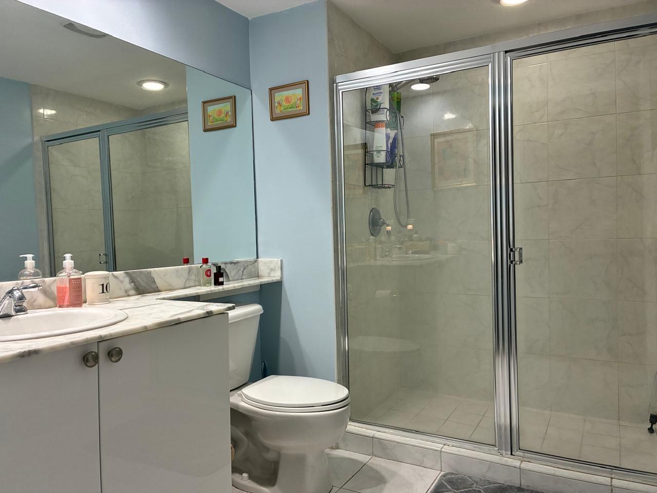 image The Venture at Aventura8