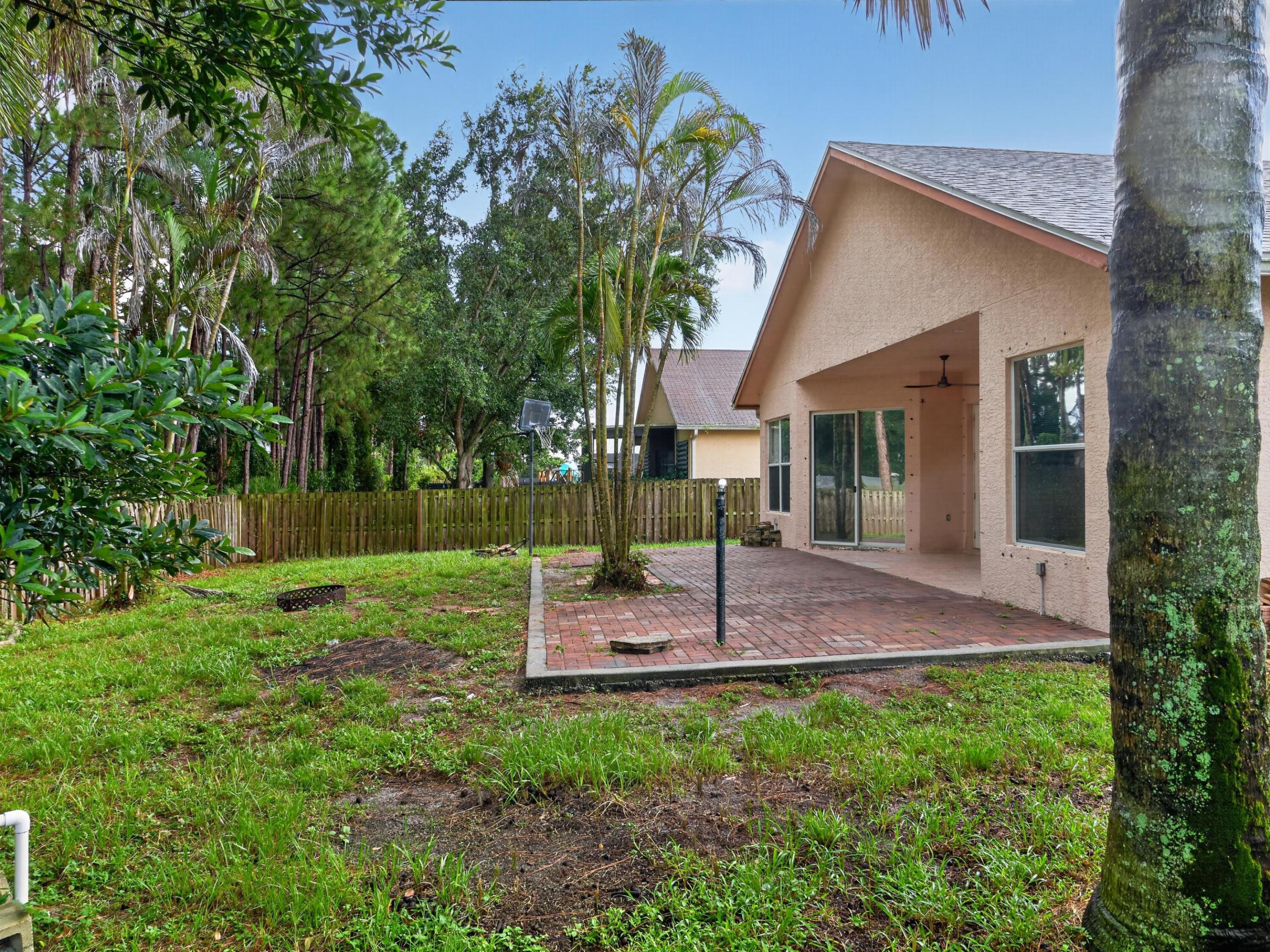 4059 SW Kamsler Port St Lucie, FL 34953