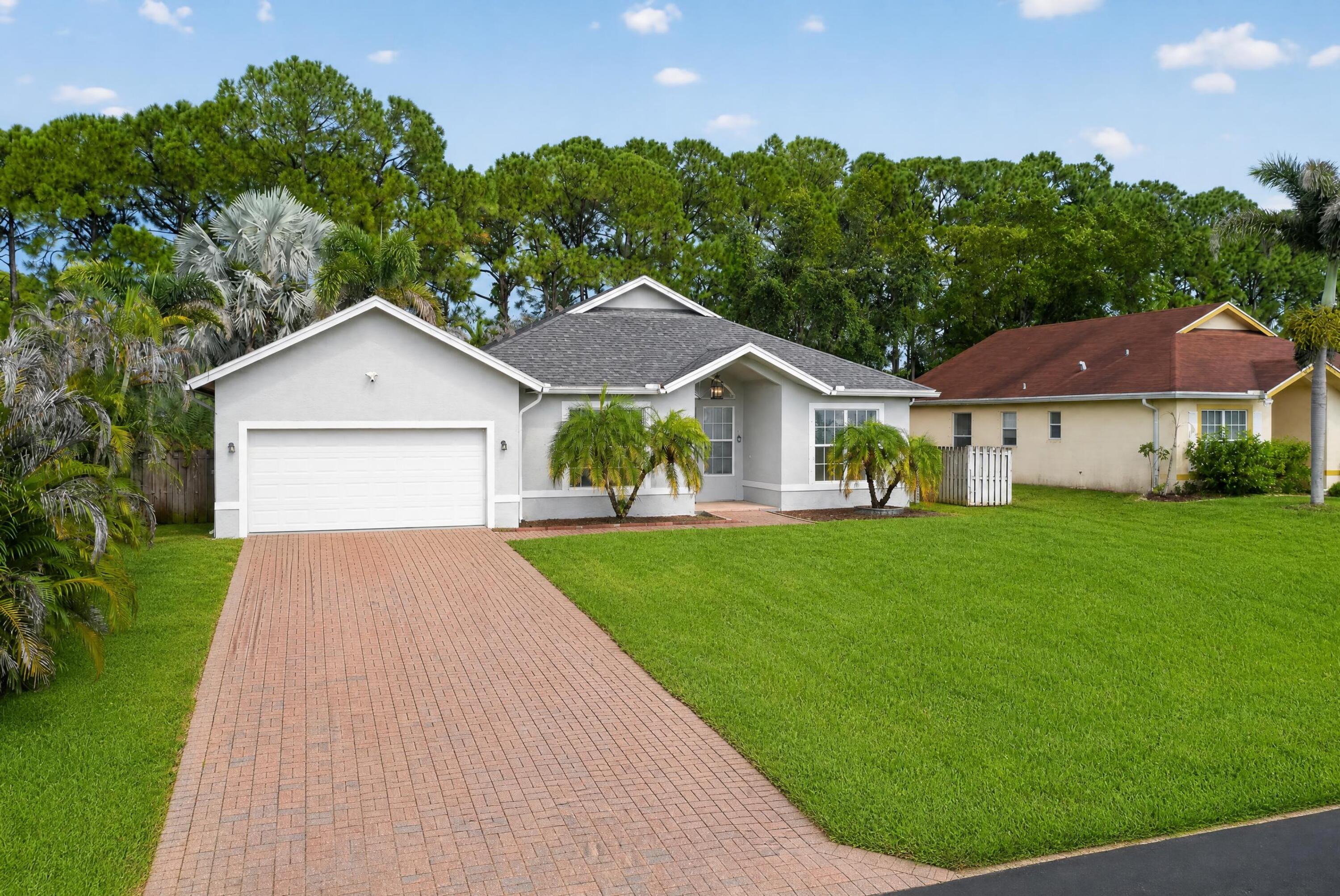 4059 SW Kamsler Port St Lucie, FL 34953