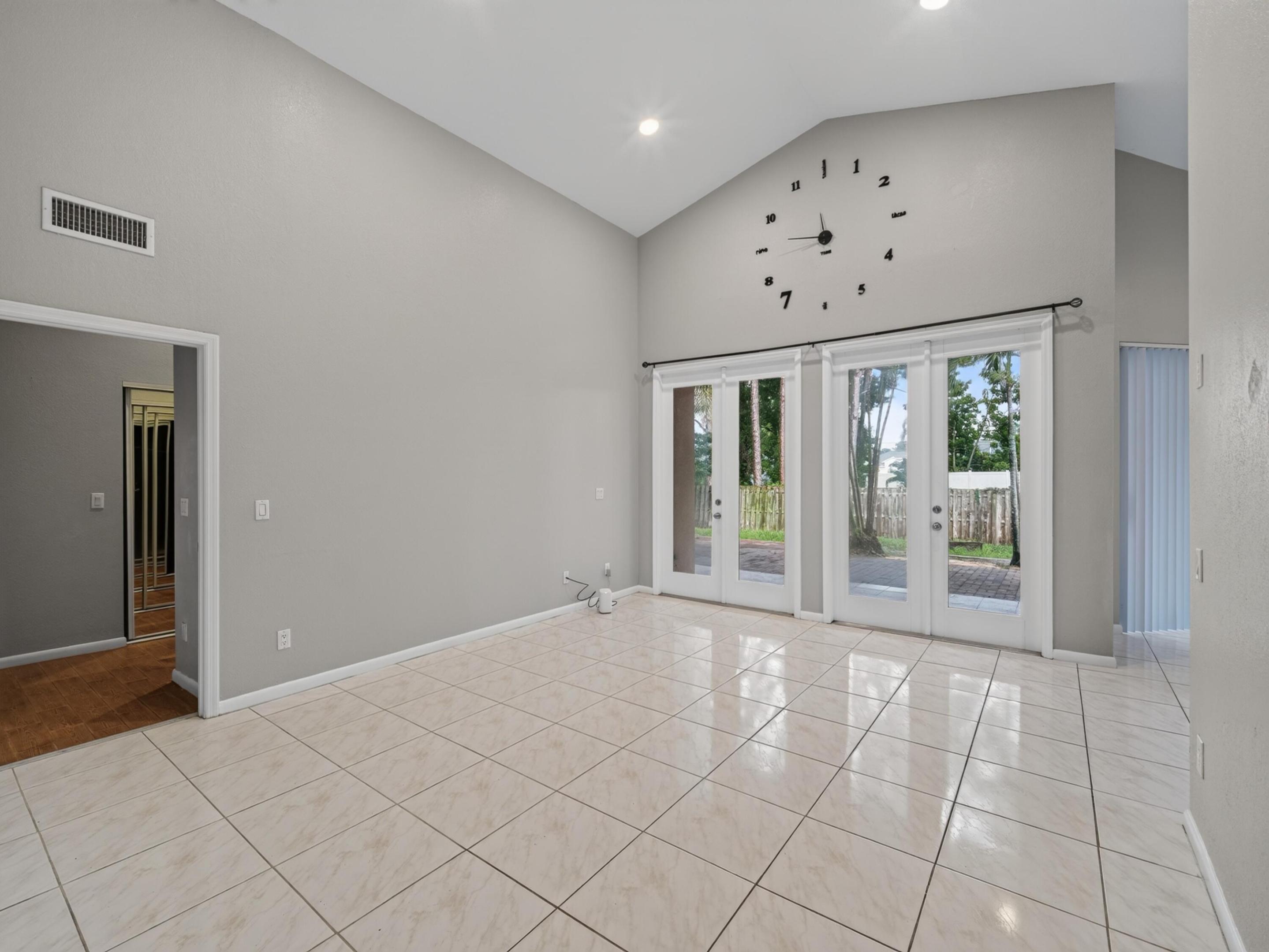 4059 SW Kamsler Port St Lucie, FL 34953
