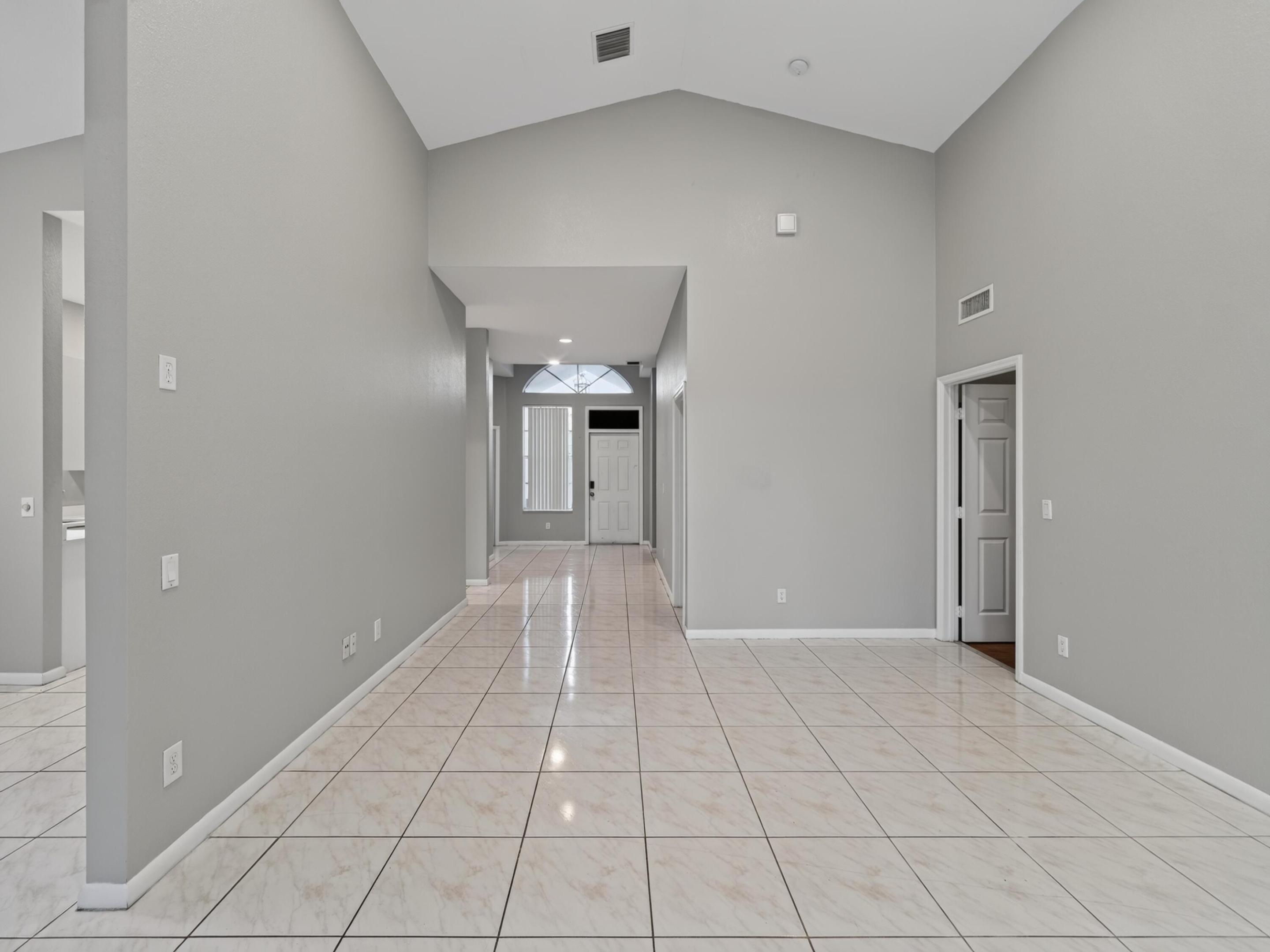 4059 SW Kamsler Port St Lucie, FL 34953