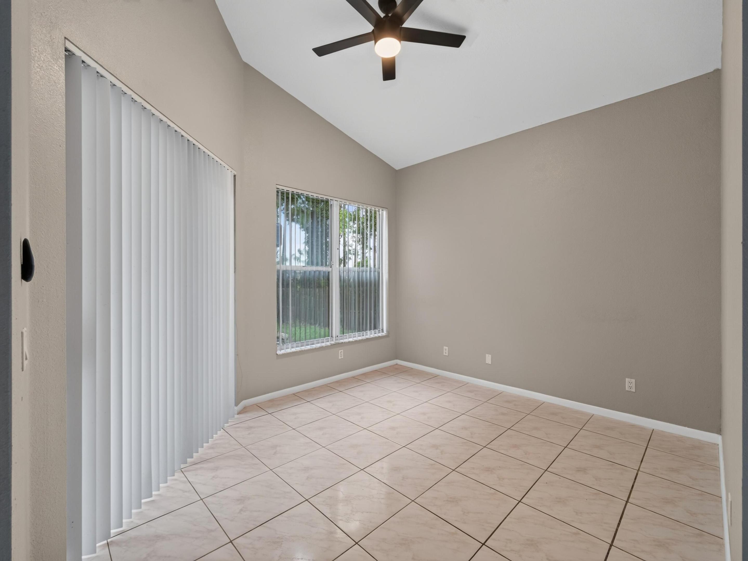 4059 SW Kamsler Port St Lucie, FL 34953