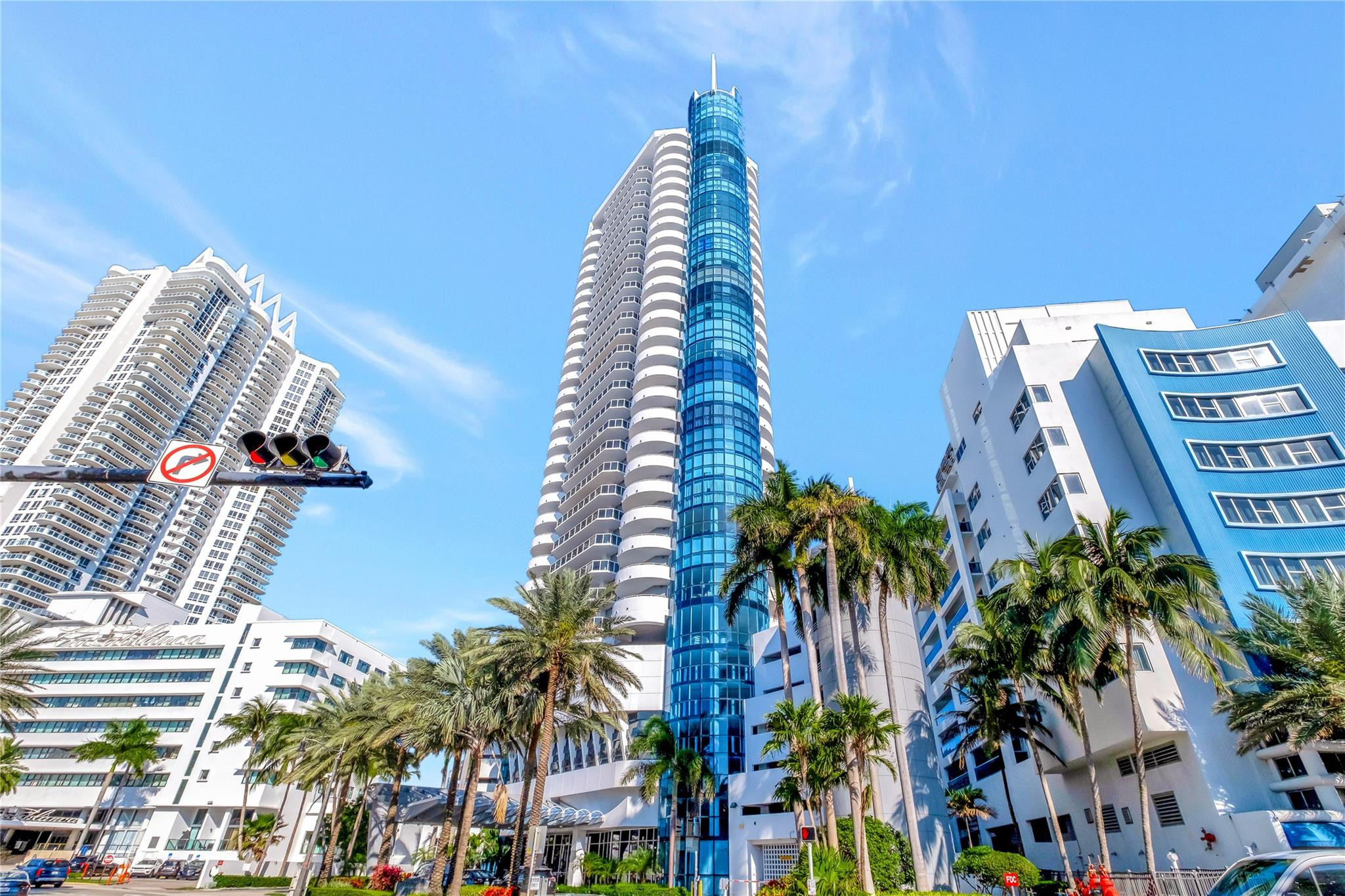 6301 Collins Ave #2603