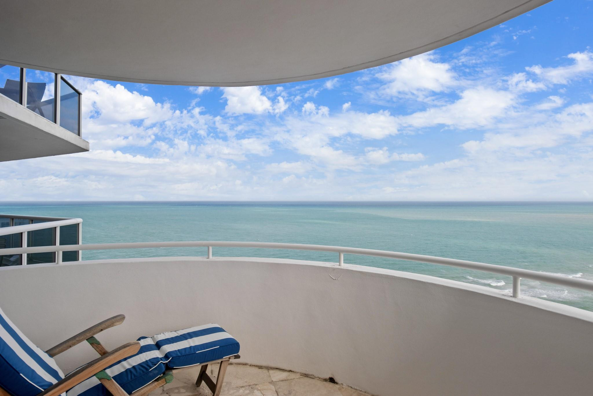 6301 Collins #2603 Miami Beach, FL 33141