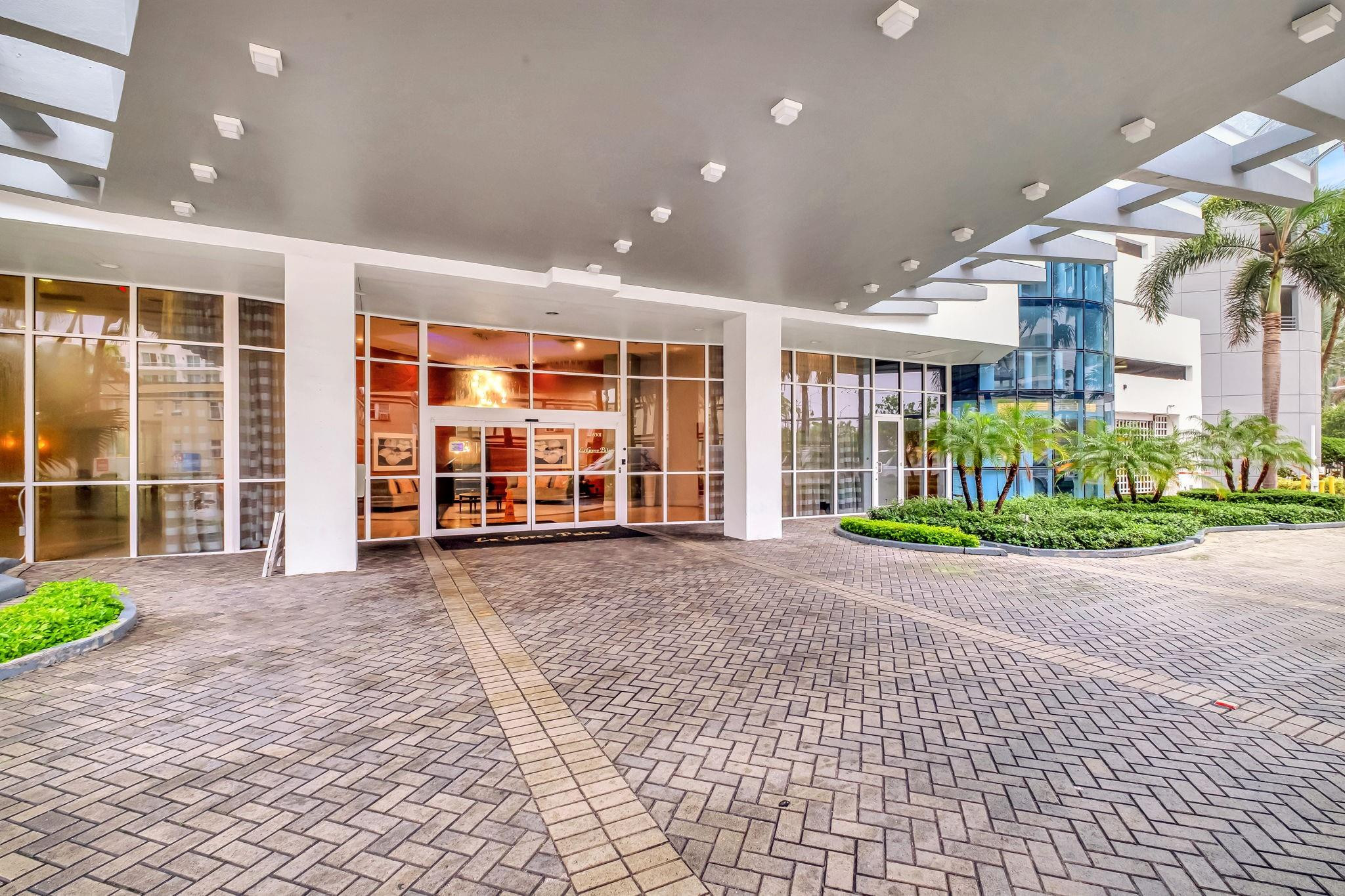 6301 Collins #2603 Miami Beach, FL 33141
