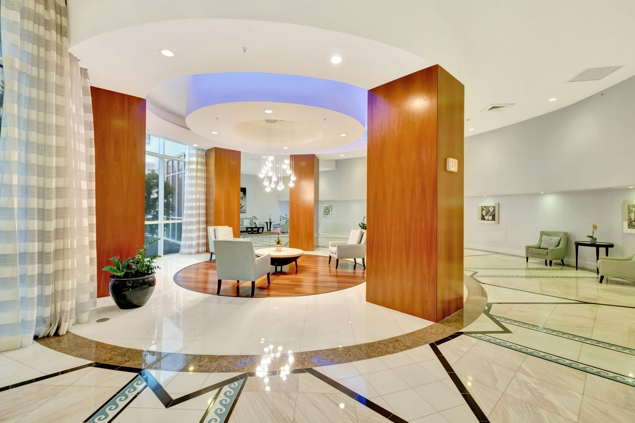 6301 Collins #2603 Miami Beach, FL 33141