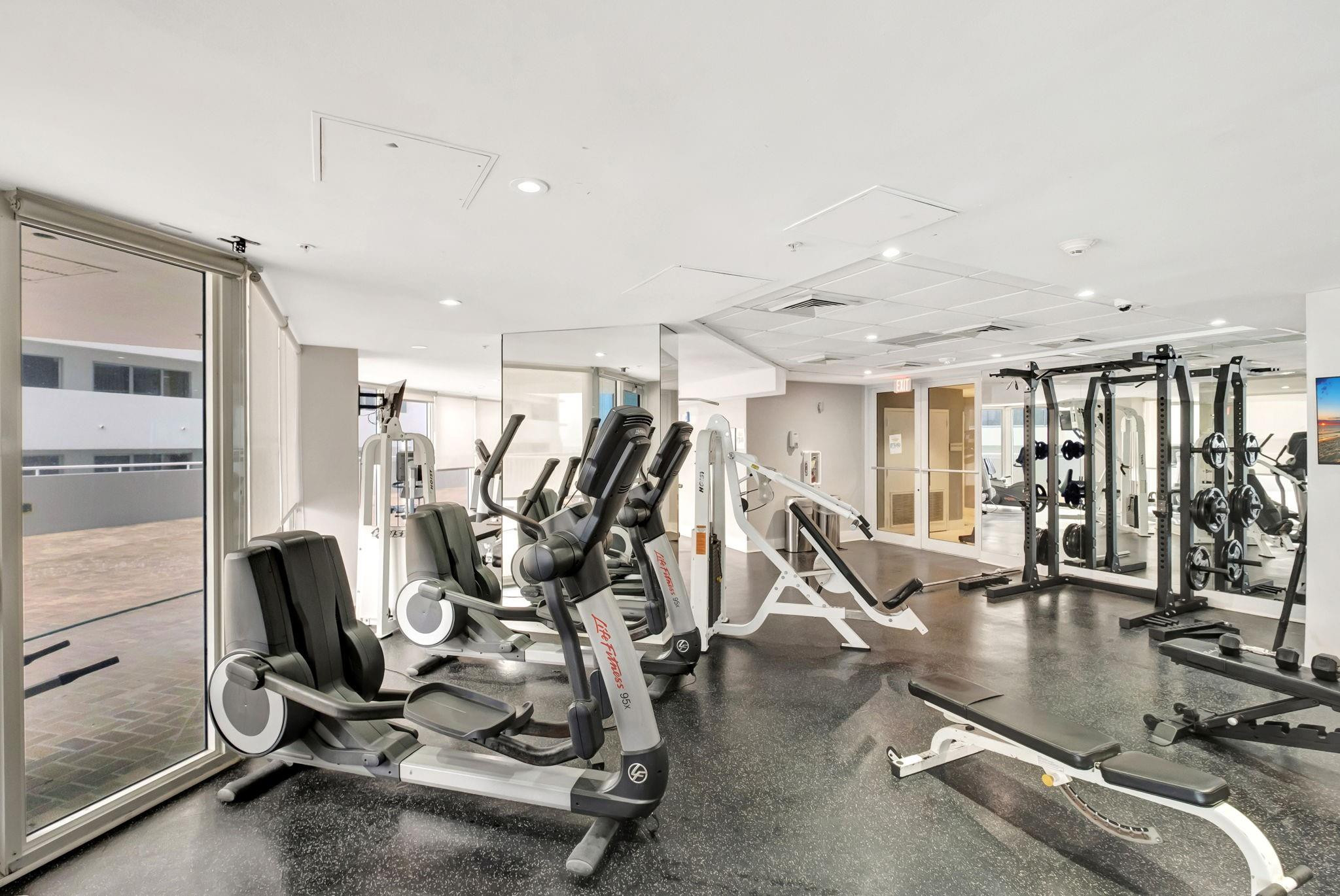 6301 Collins #2603 Miami Beach, FL 33141