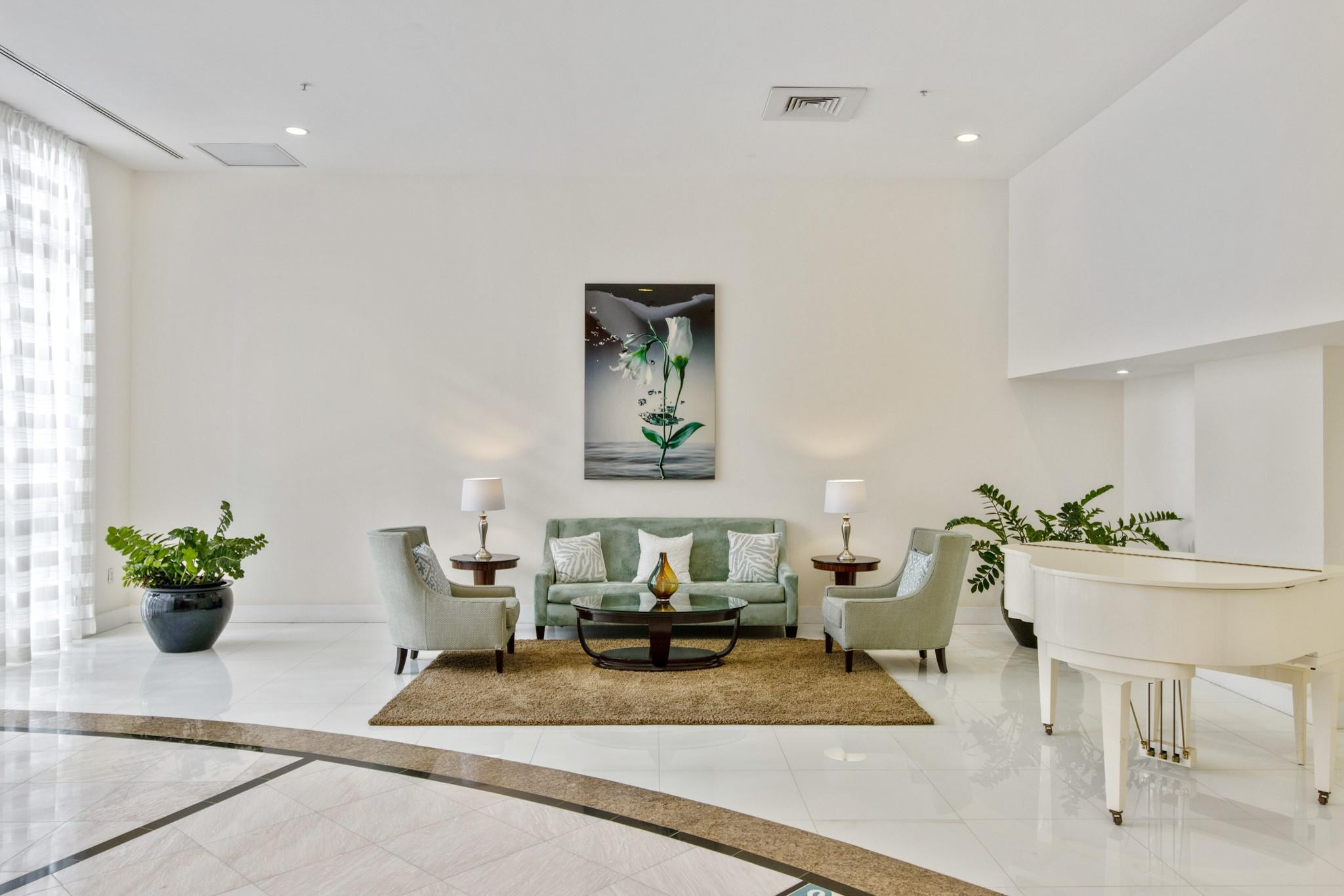 6301 Collins #2603 Miami Beach, FL 33141